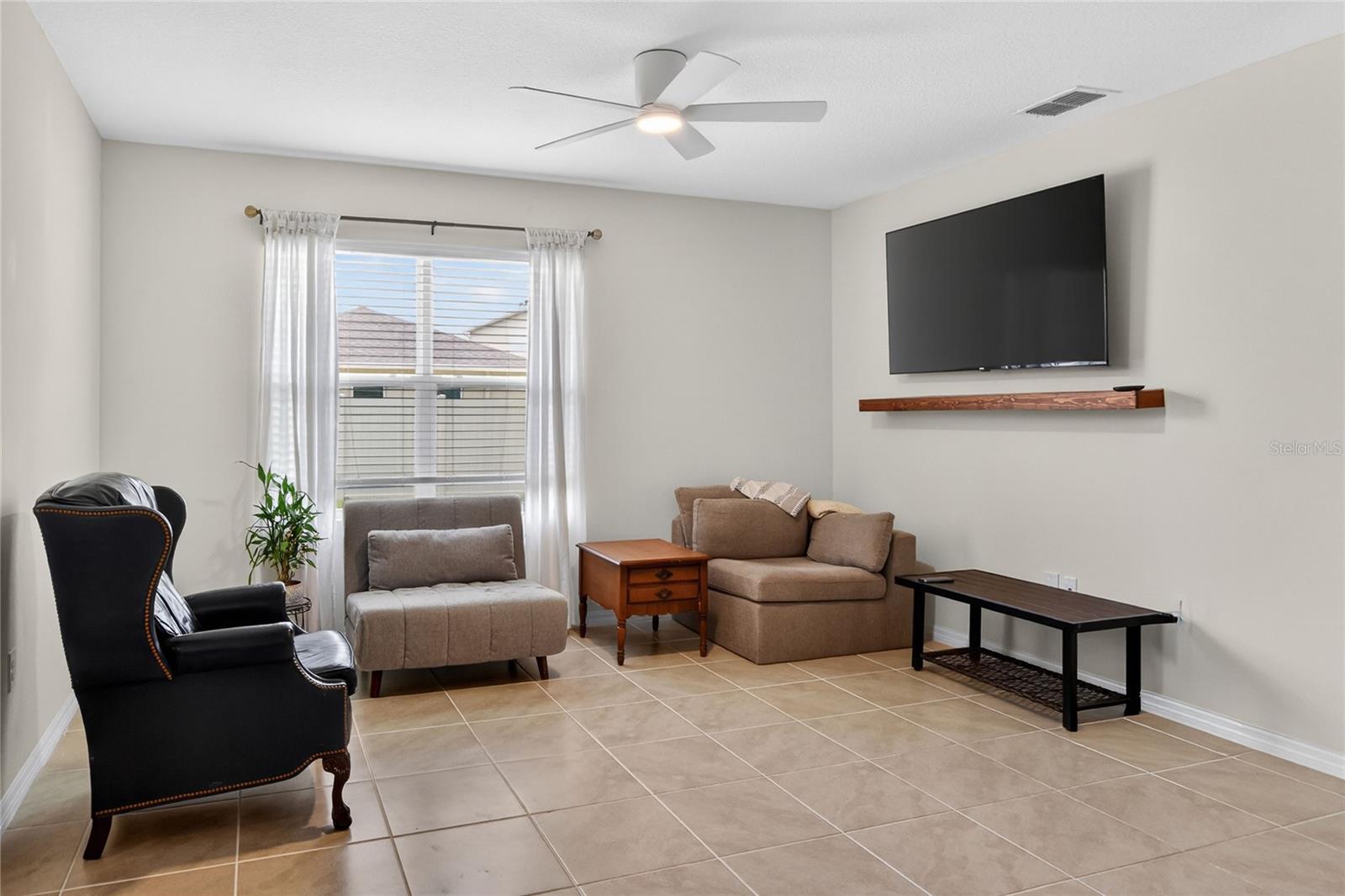 HAWTHORNE PH 1 - Residential
