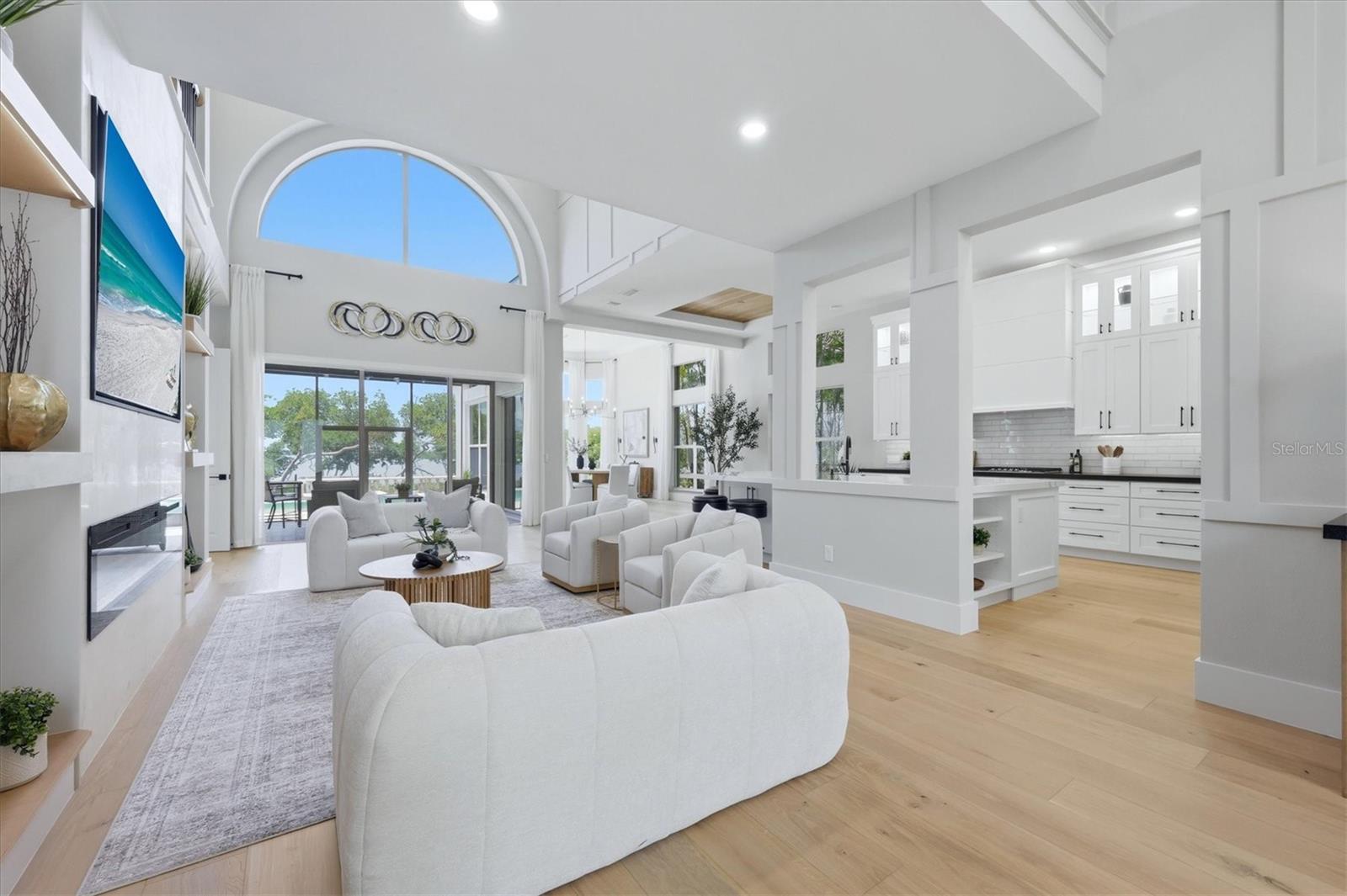 QUEENS HARBOR - Residential