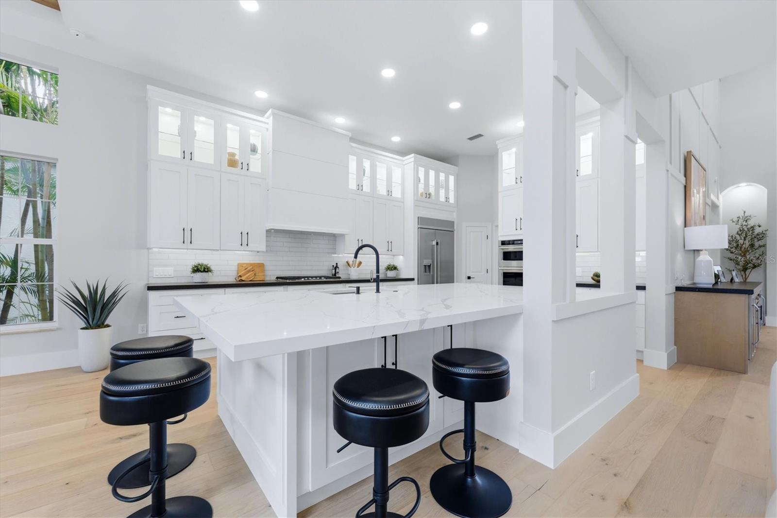 QUEENS HARBOR - Residential