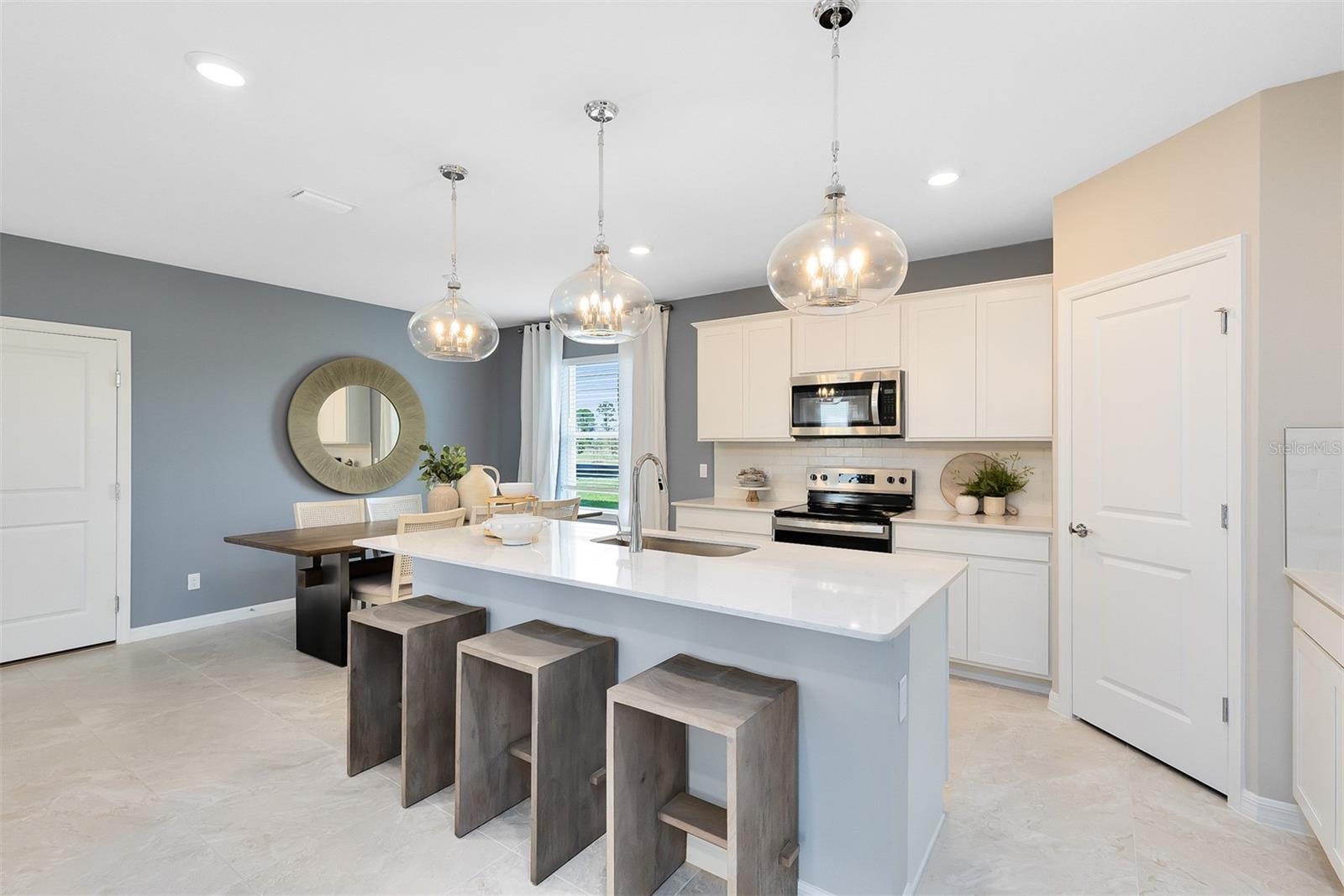 LAKEHAVEN ESTATES - Residential