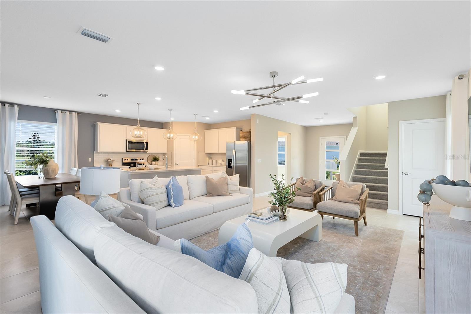 LAKEHAVEN ESTATES - Residential