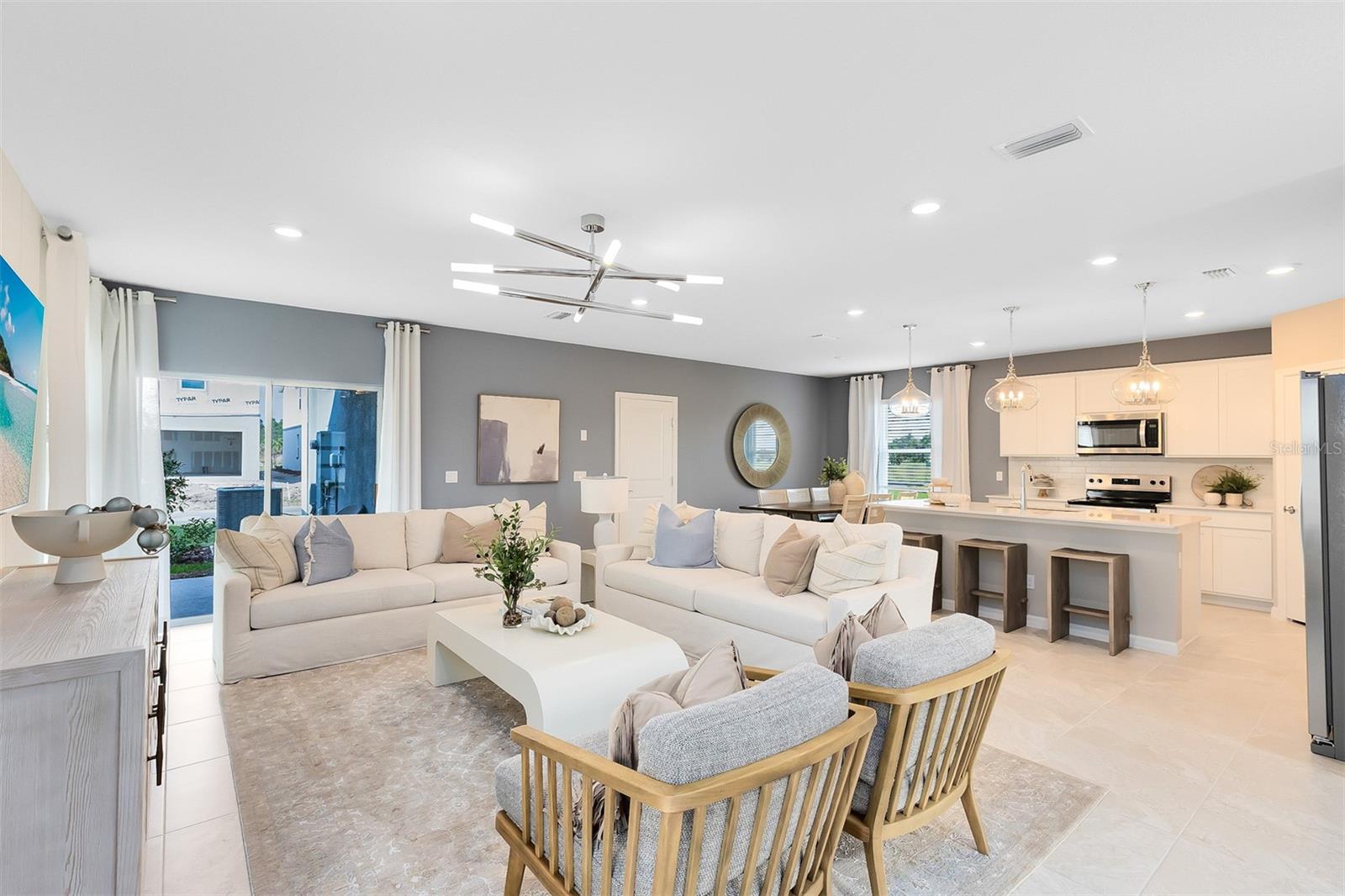 LAKEHAVEN ESTATES - Residential