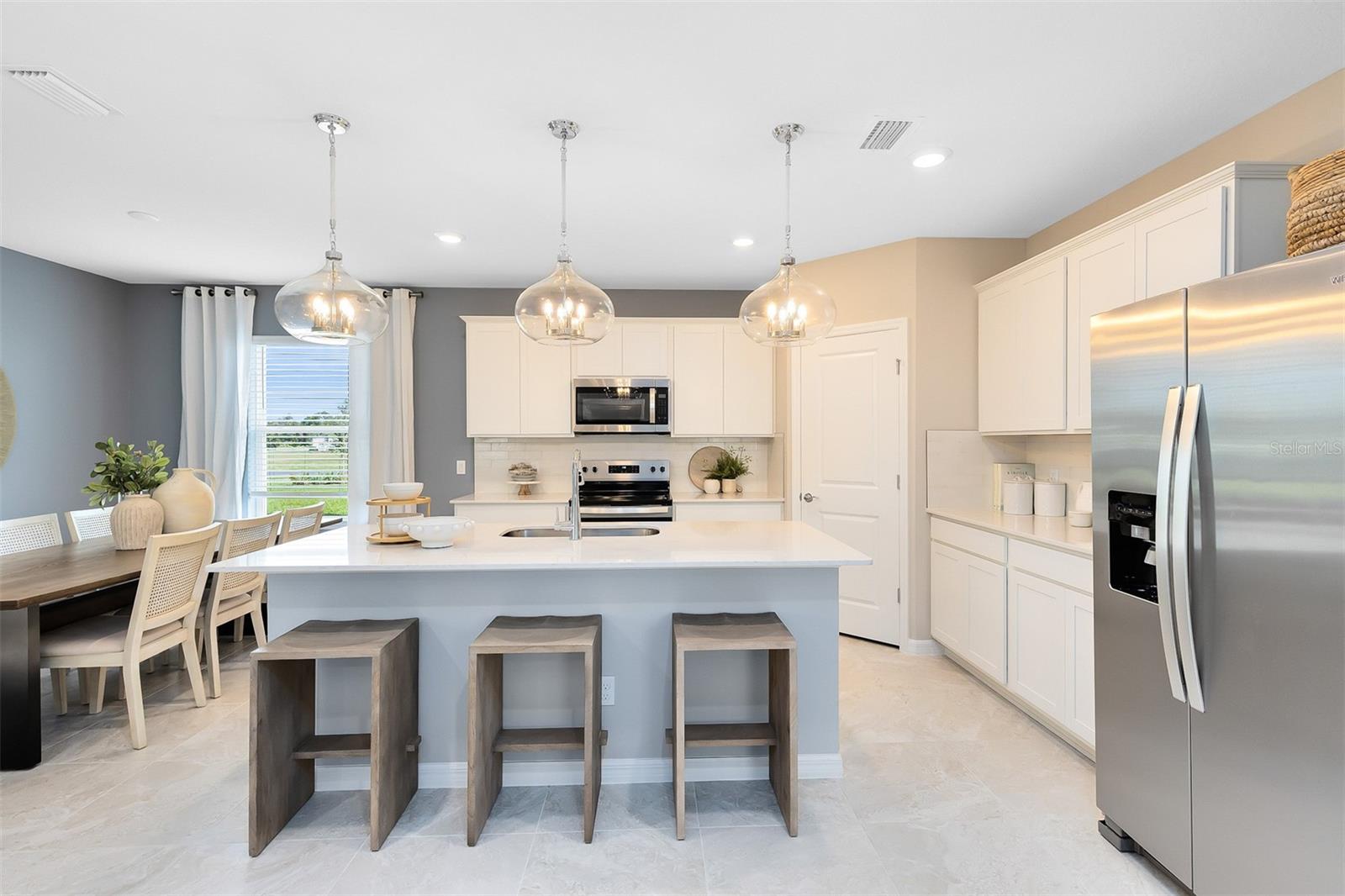 LAKEHAVEN ESTATES - Residential