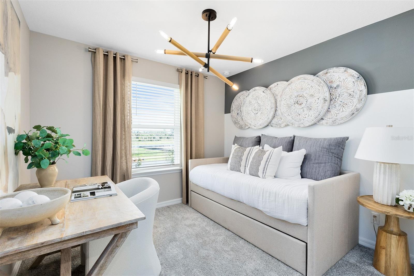 LAKEHAVEN ESTATES - Residential