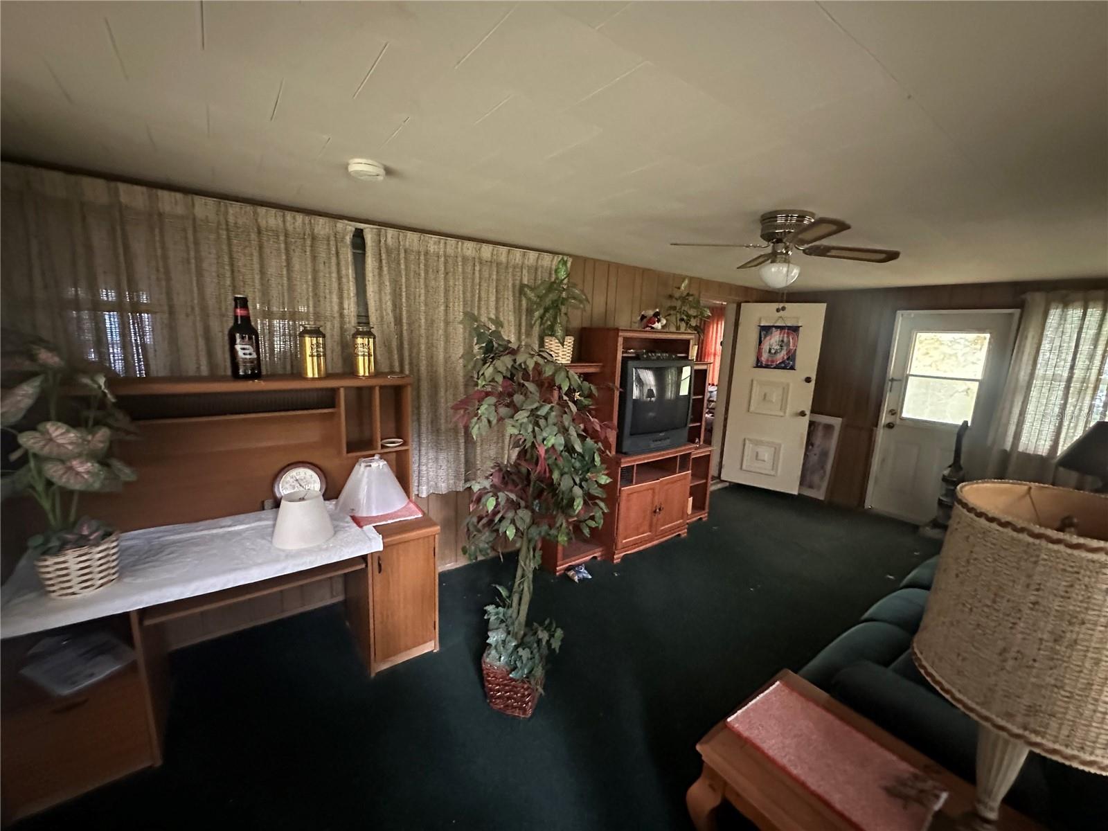 DOVER SHORES SEVENTH ADD - Residential