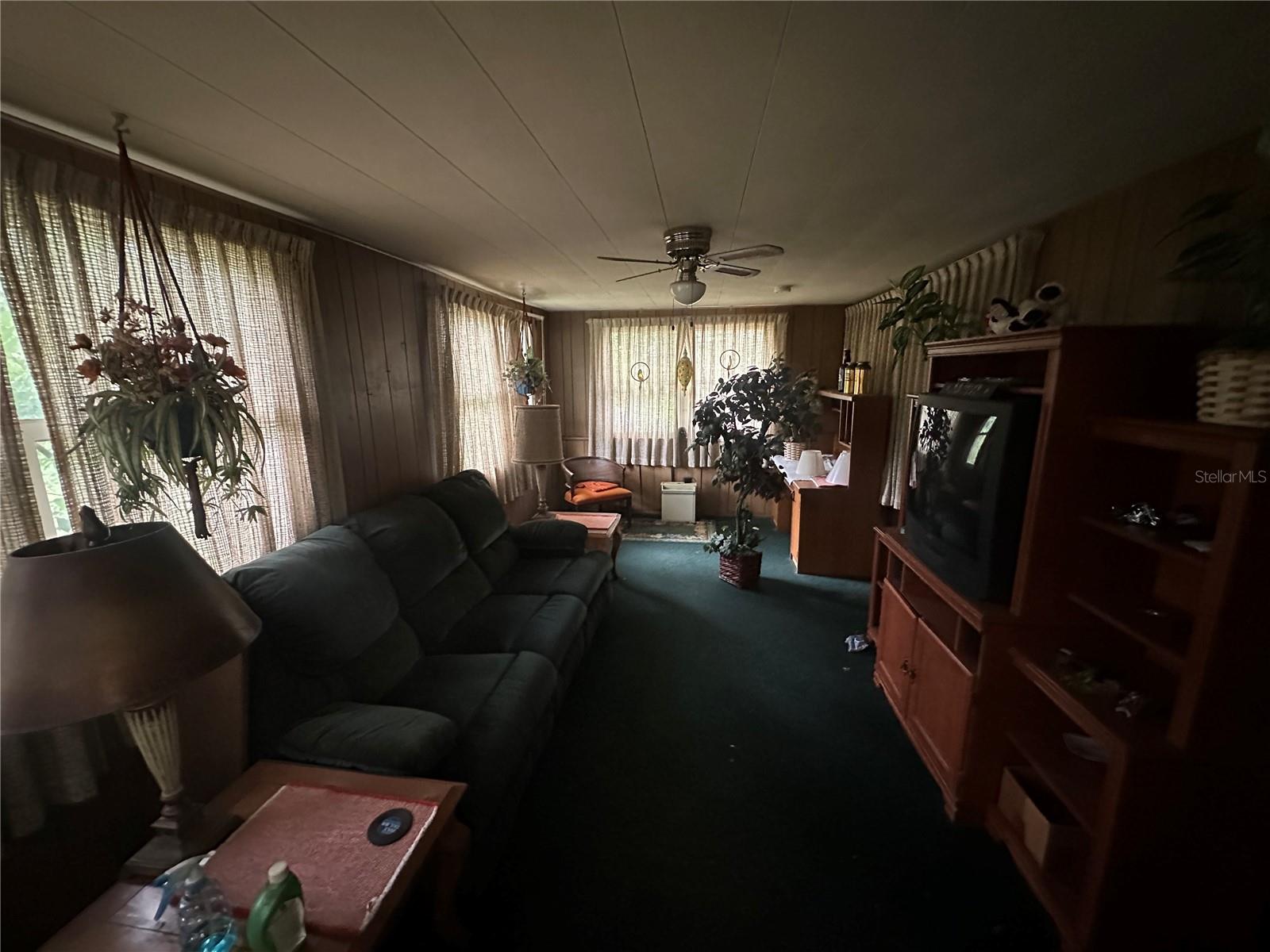 DOVER SHORES SEVENTH ADD - Residential