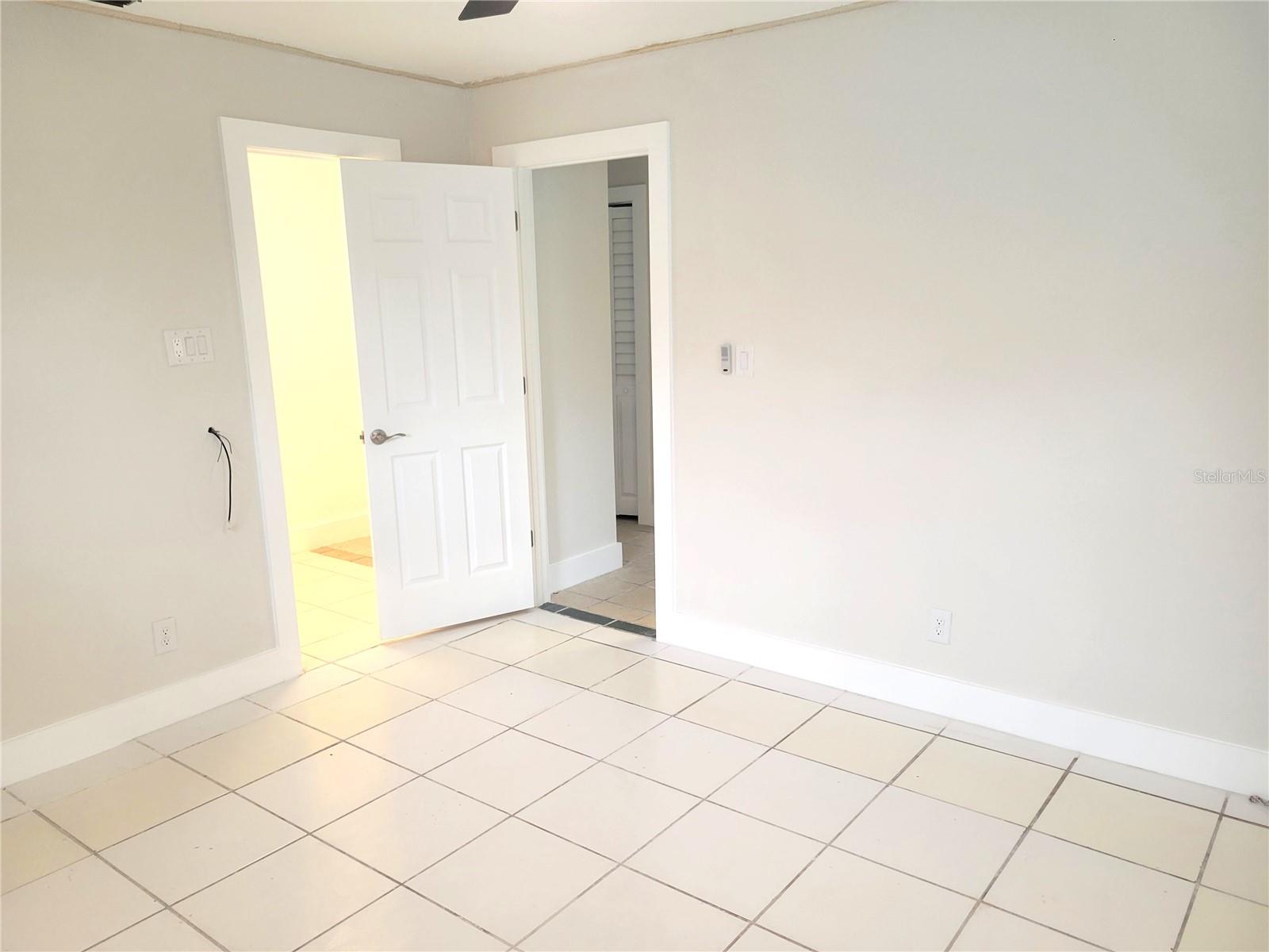 SHOREACRES CENTER - Residential