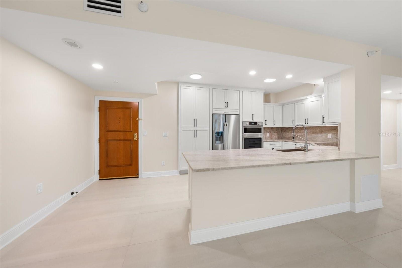 GRANDE ON SAND KEY - Residential