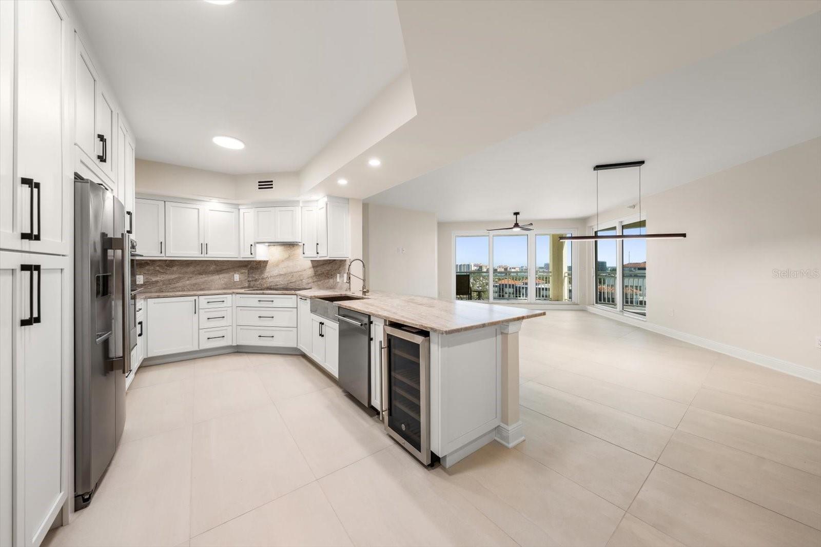 GRANDE ON SAND KEY - Residential