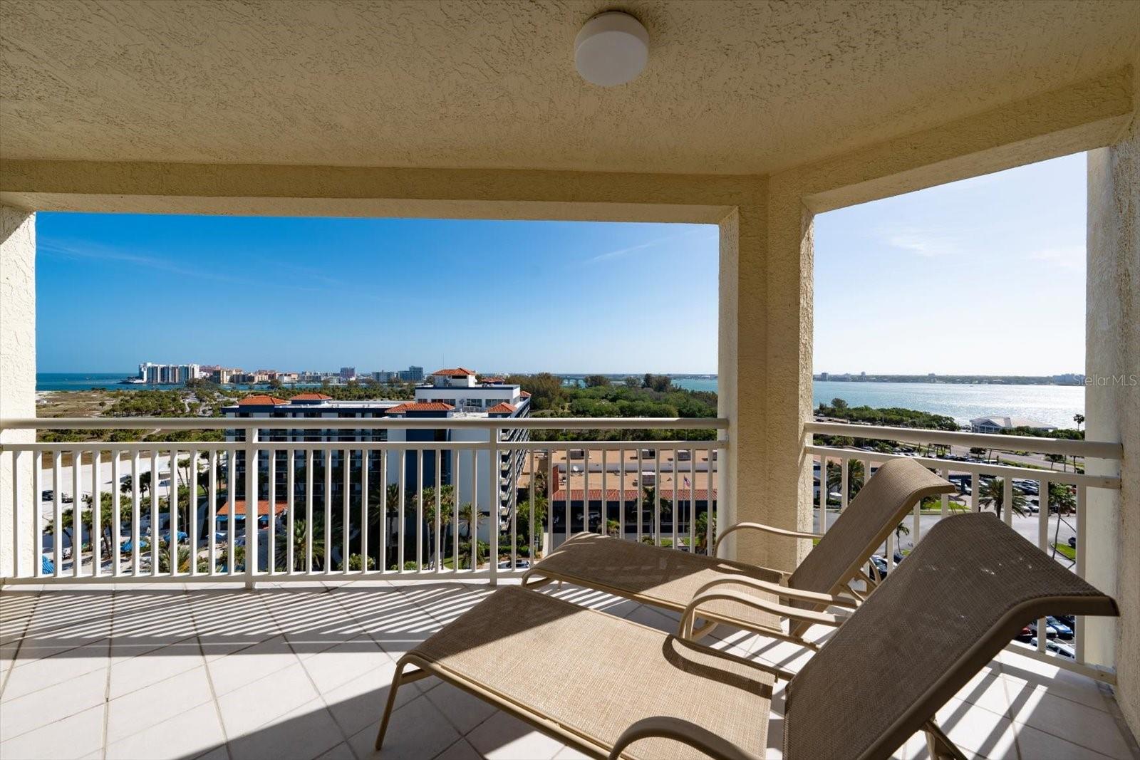GRANDE ON SAND KEY - Residential