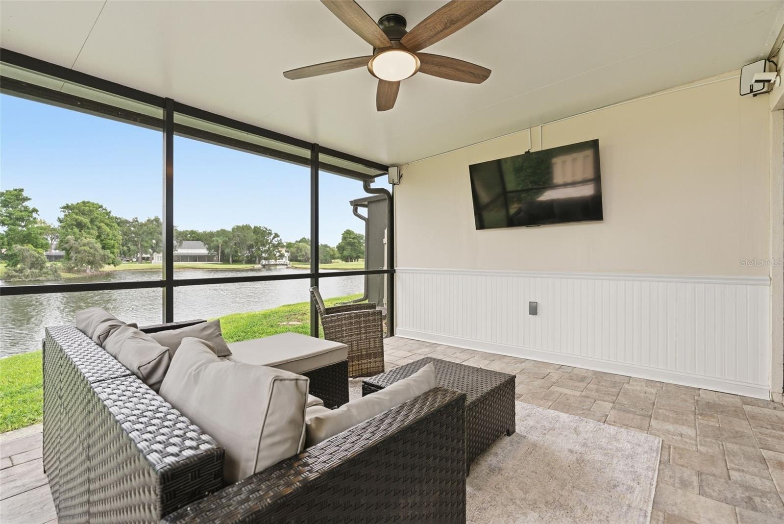 FEATHER SOUND - Residential