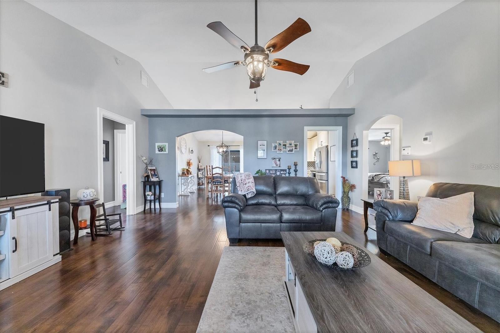 CREEKWOOD PH TWO SUBPHASE A & B - Residential Lease