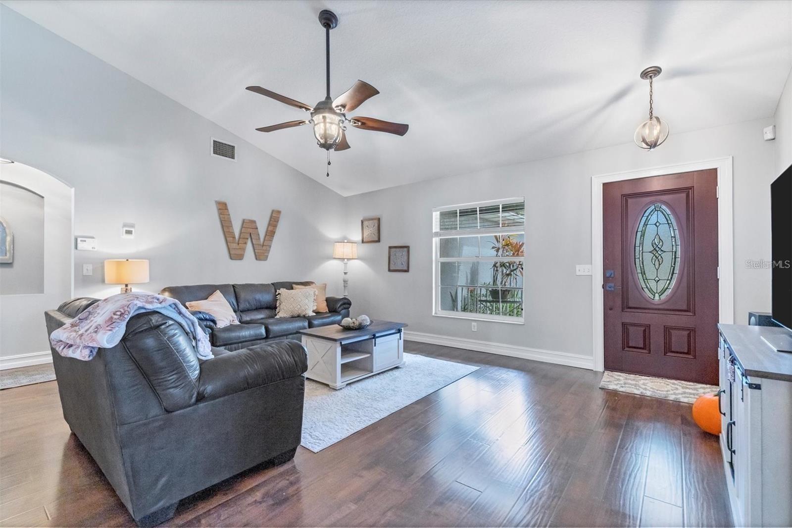 CREEKWOOD PH TWO SUBPHASE A & B - Residential Lease