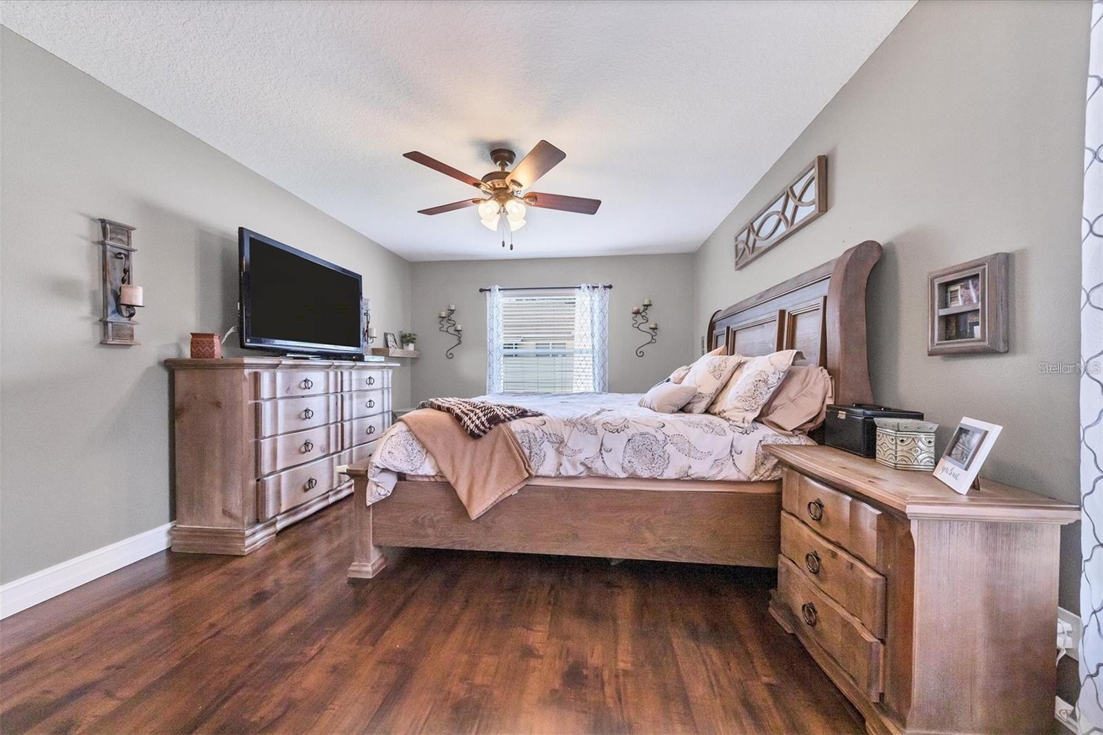 CREEKWOOD PH TWO SUBPHASE A & B - Residential Lease