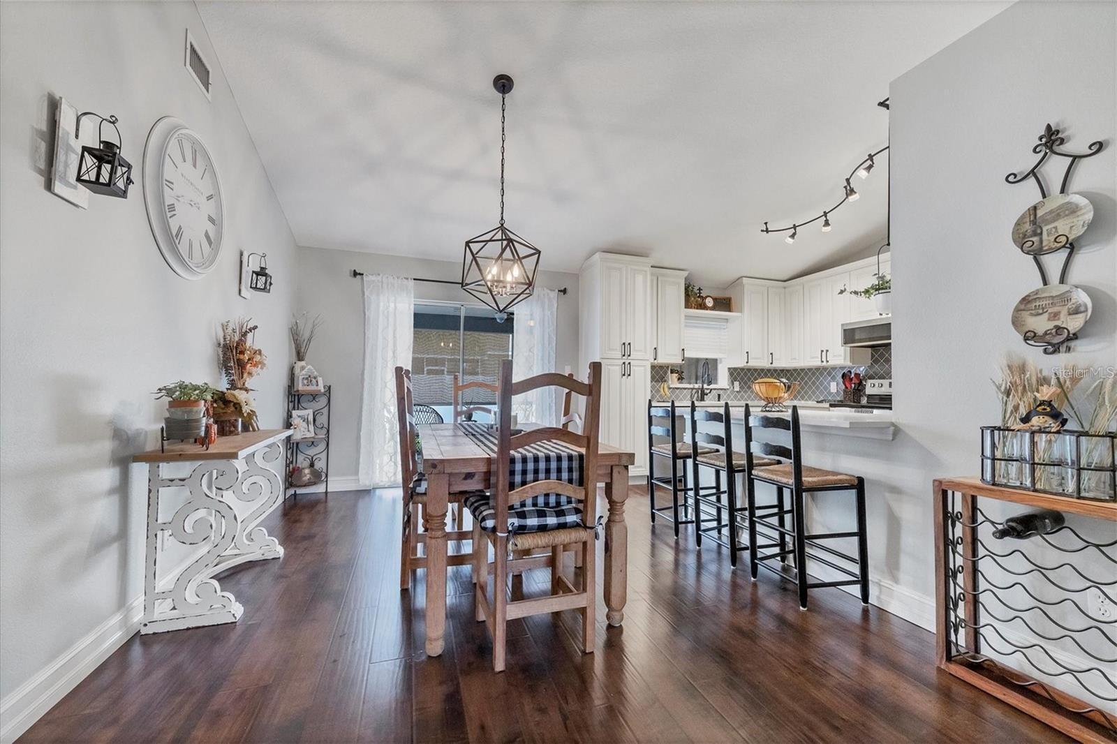 CREEKWOOD PH TWO SUBPHASE A & B - Residential Lease