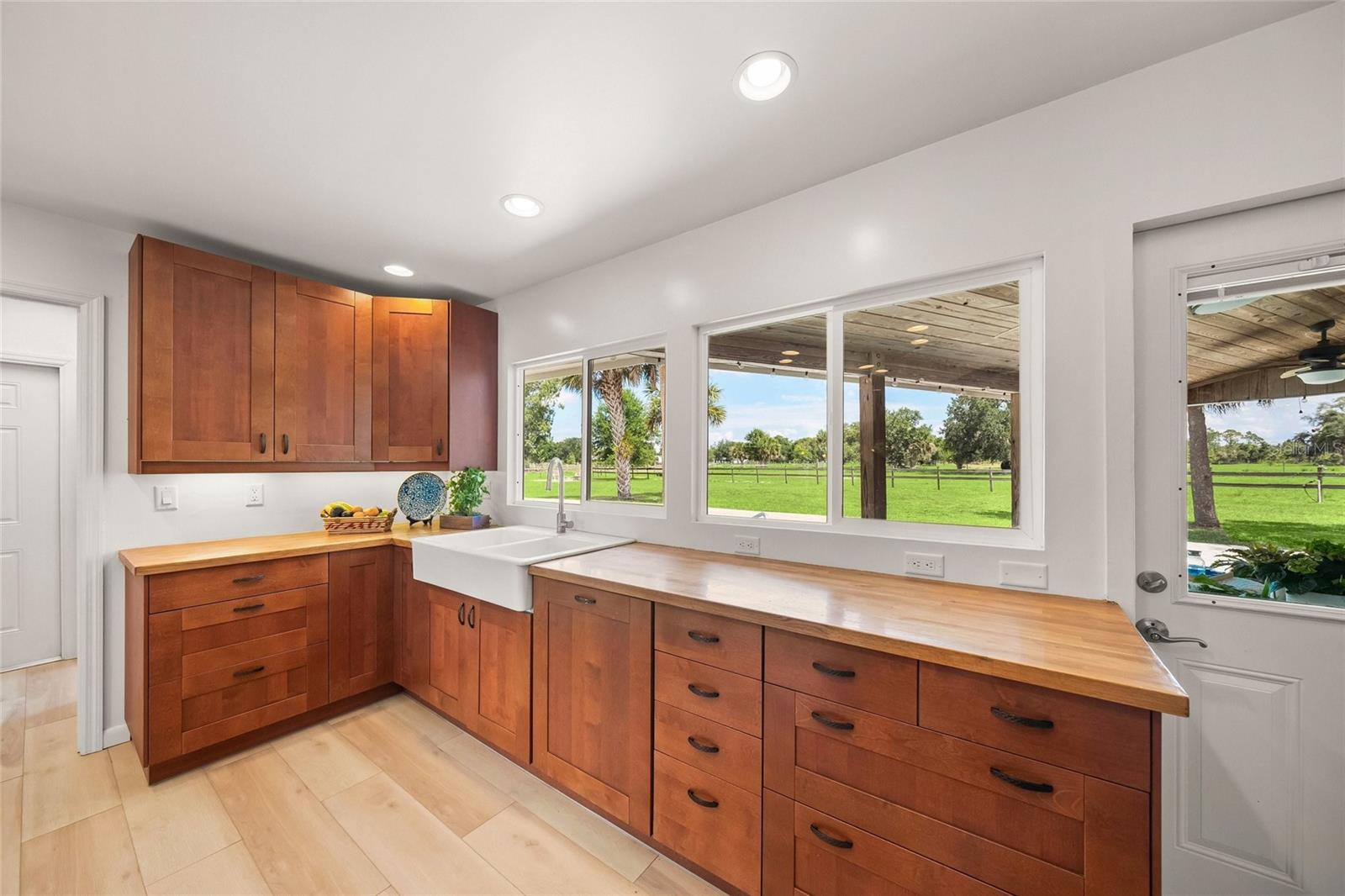 MYAKKA VALLEY RANCHES - Residential