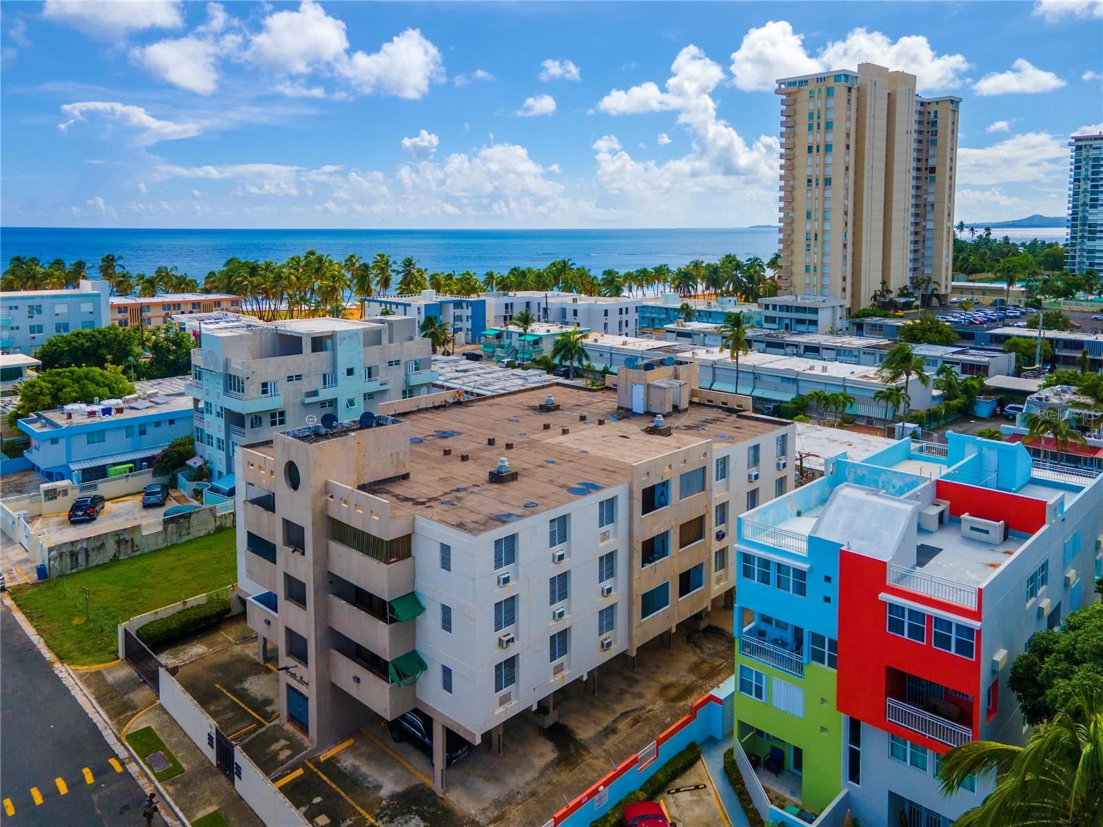 CONDOMINIO OLAS DEL MAR - Residential