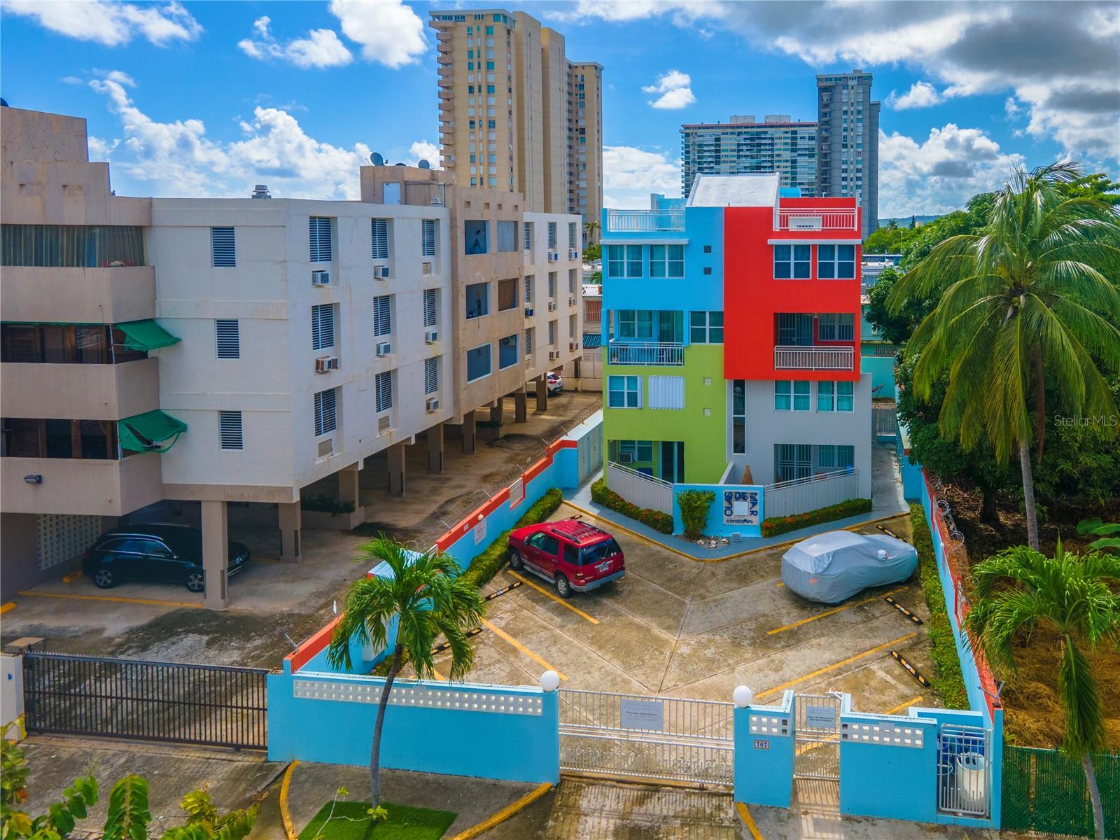 CONDOMINIO OLAS DEL MAR - Residential