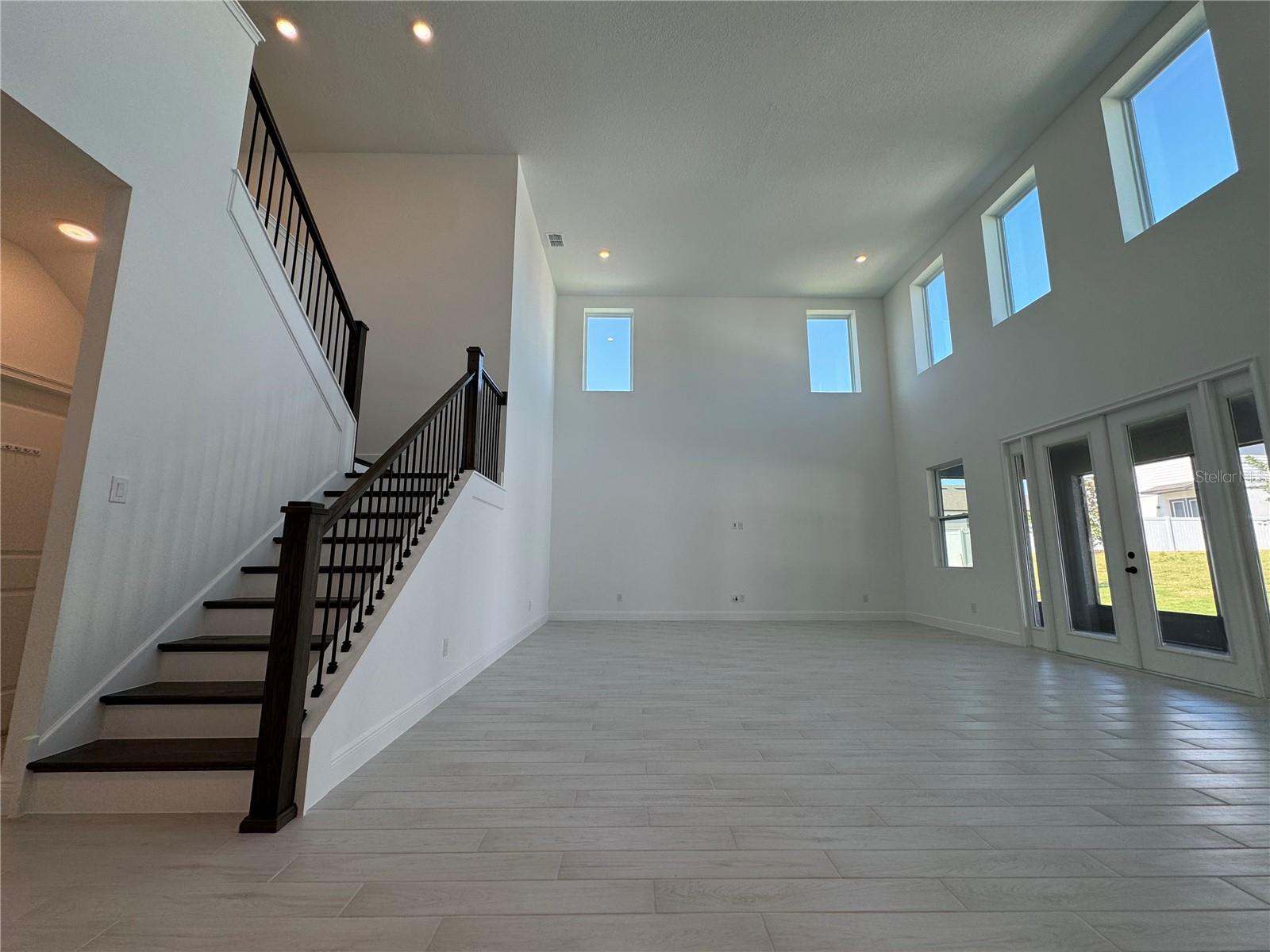 VILLAGES/MINNEOLA HILLS PH 2B - Residential