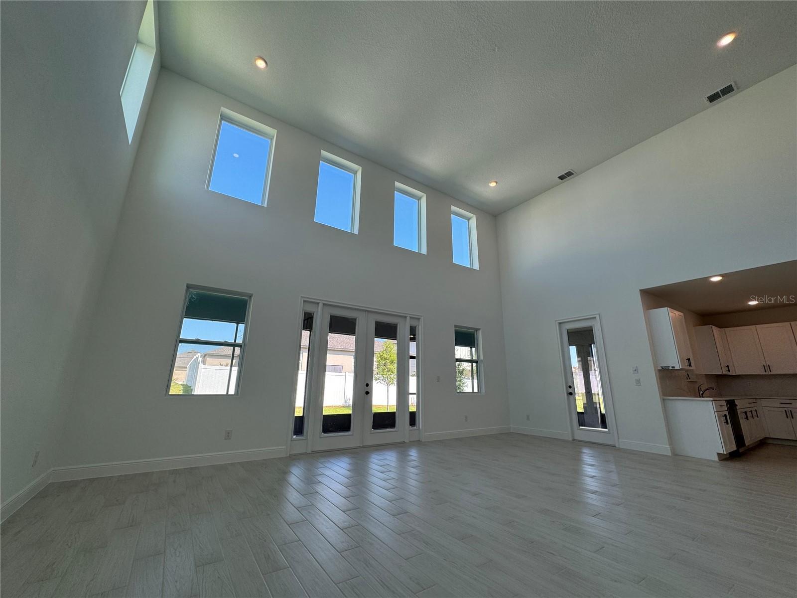 VILLAGES/MINNEOLA HILLS PH 2B - Residential
