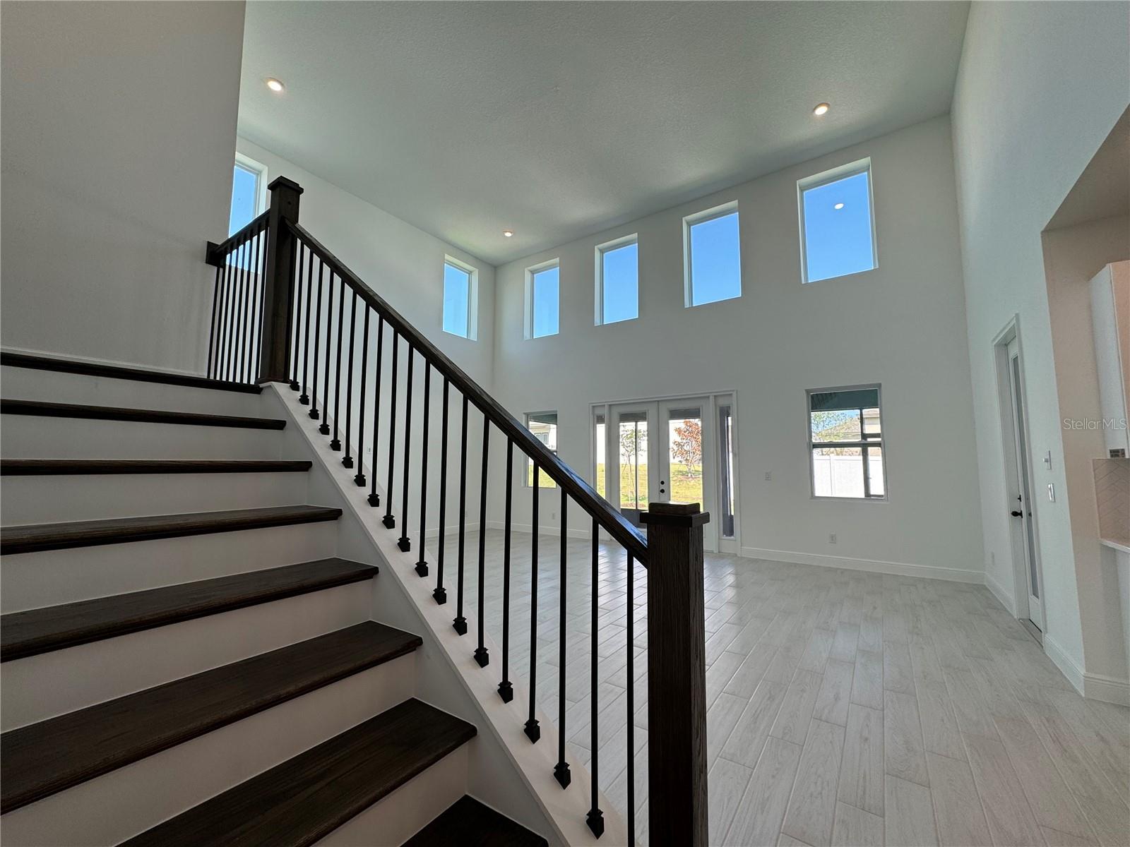 VILLAGES/MINNEOLA HILLS PH 2B - Residential