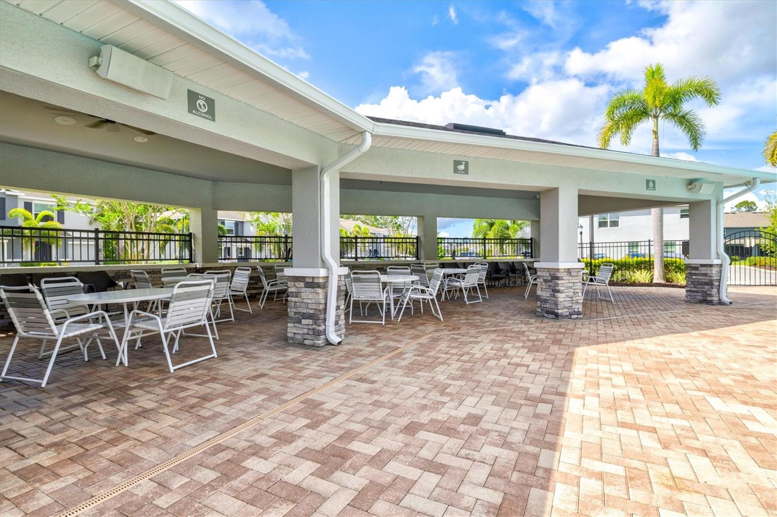 BAY LANDING - Residential