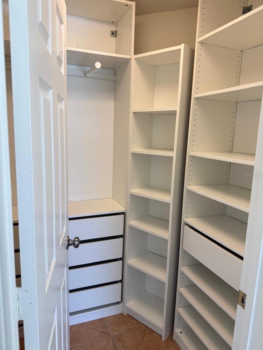 HARBOR LAKES 50 77 - Residential Lease
