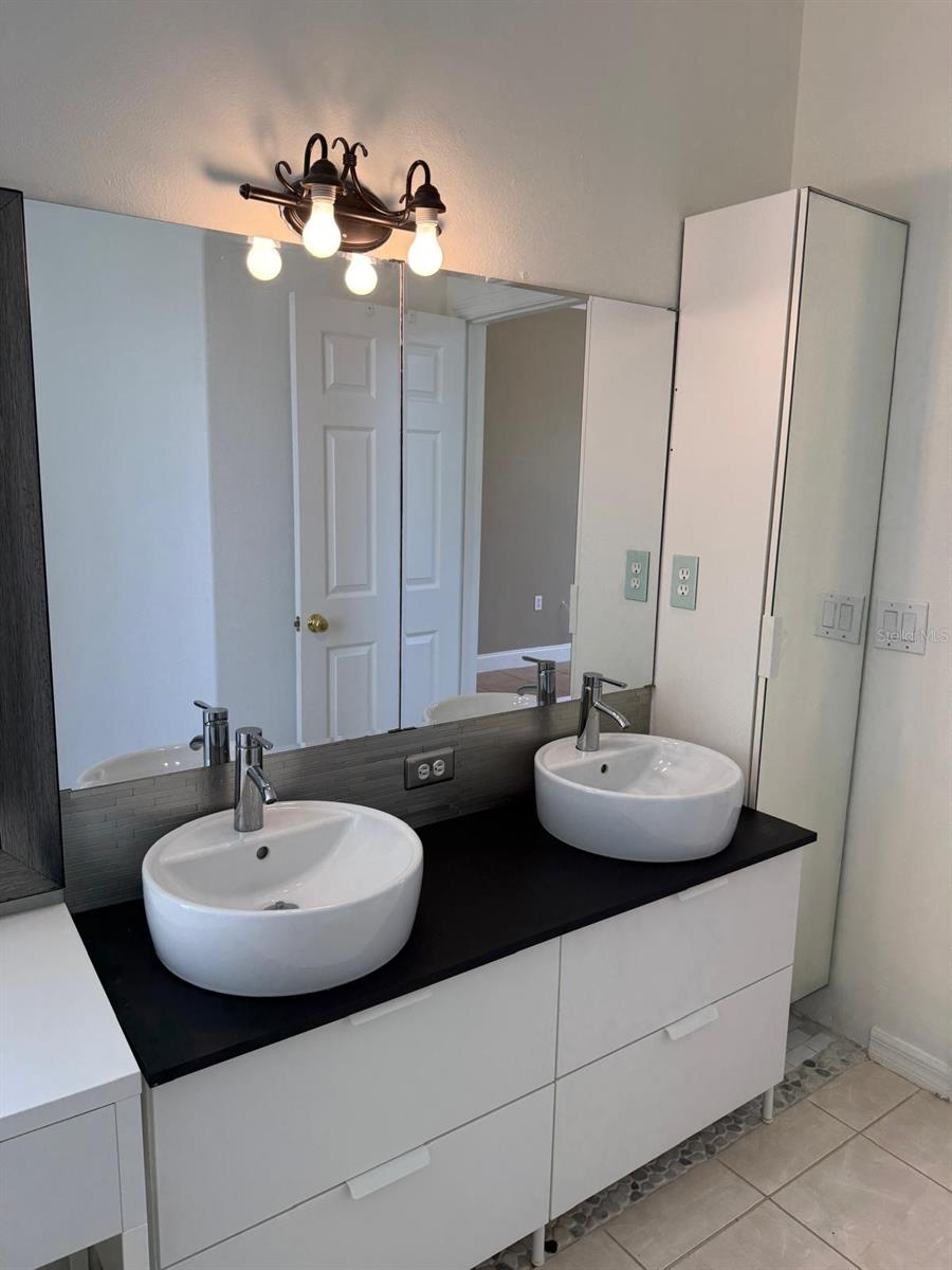 HARBOR LAKES 50 77 - Residential Lease