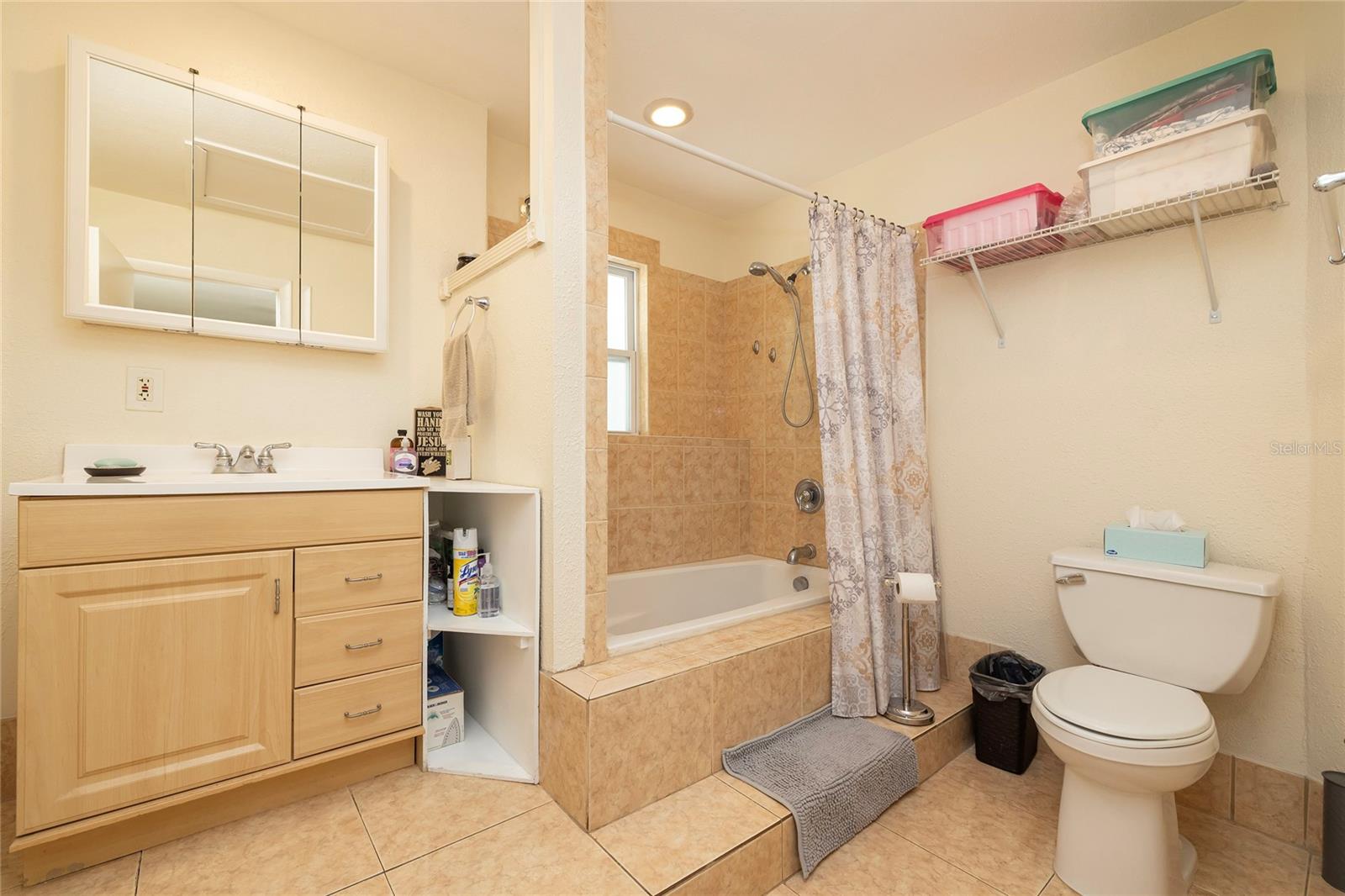 READING ACRES - Residential