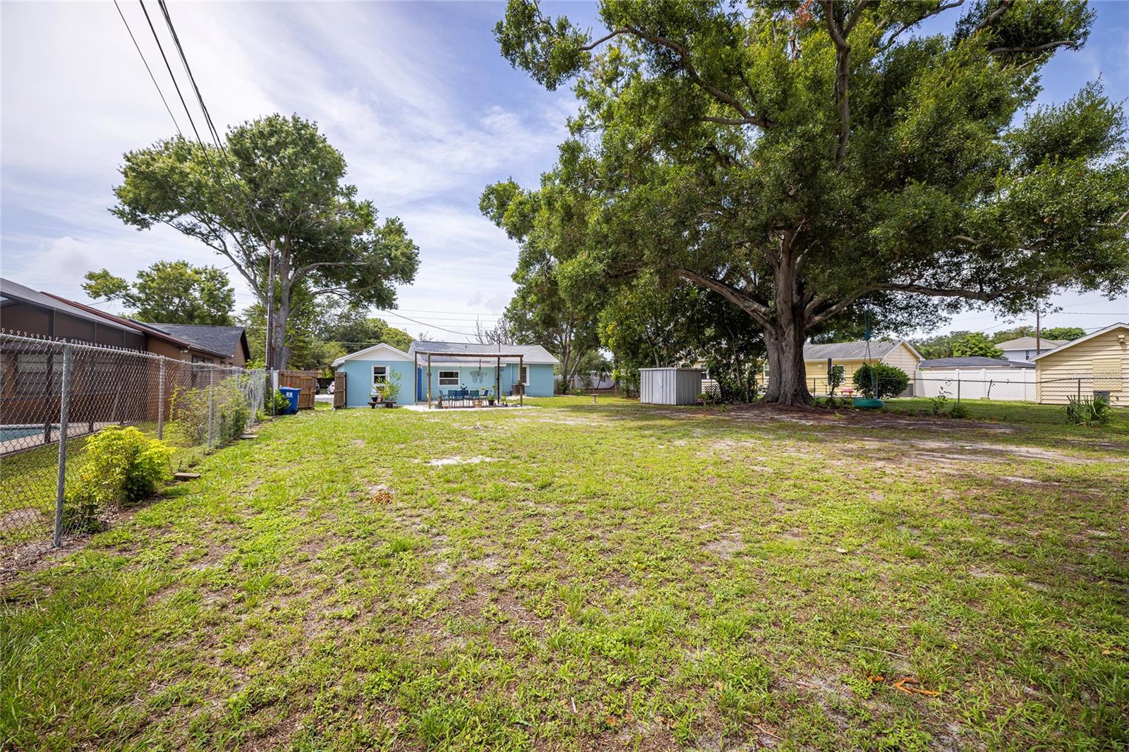 READING ACRES - Residential