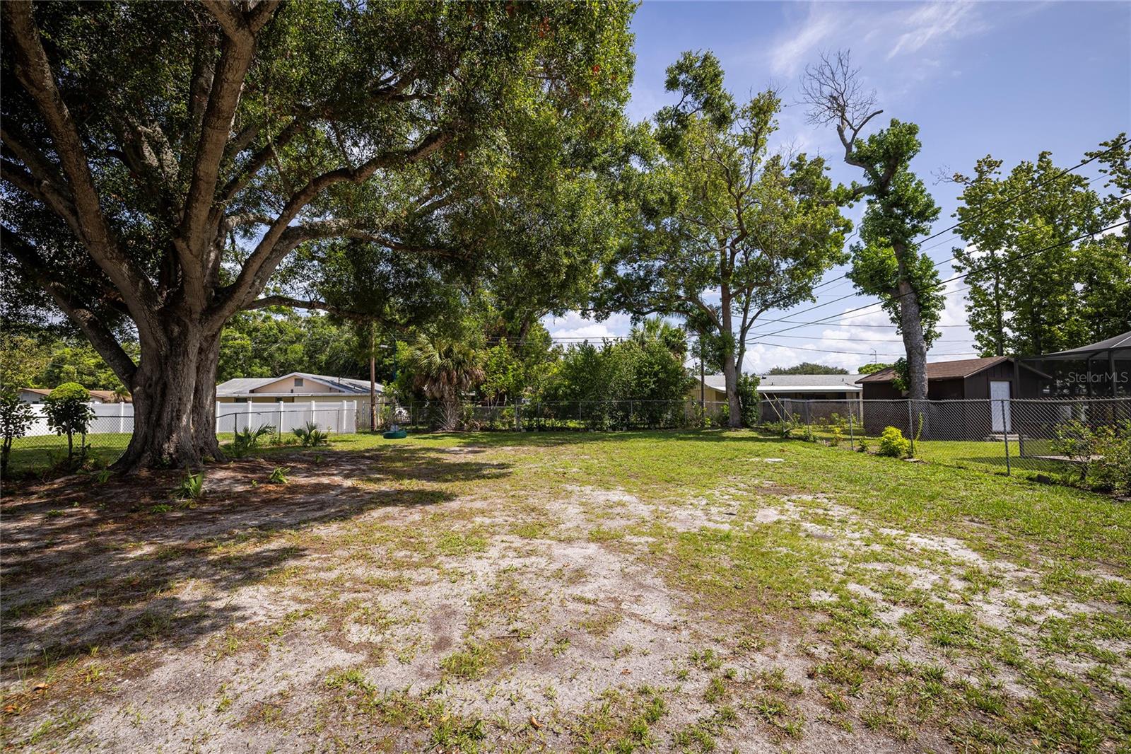 READING ACRES - Residential
