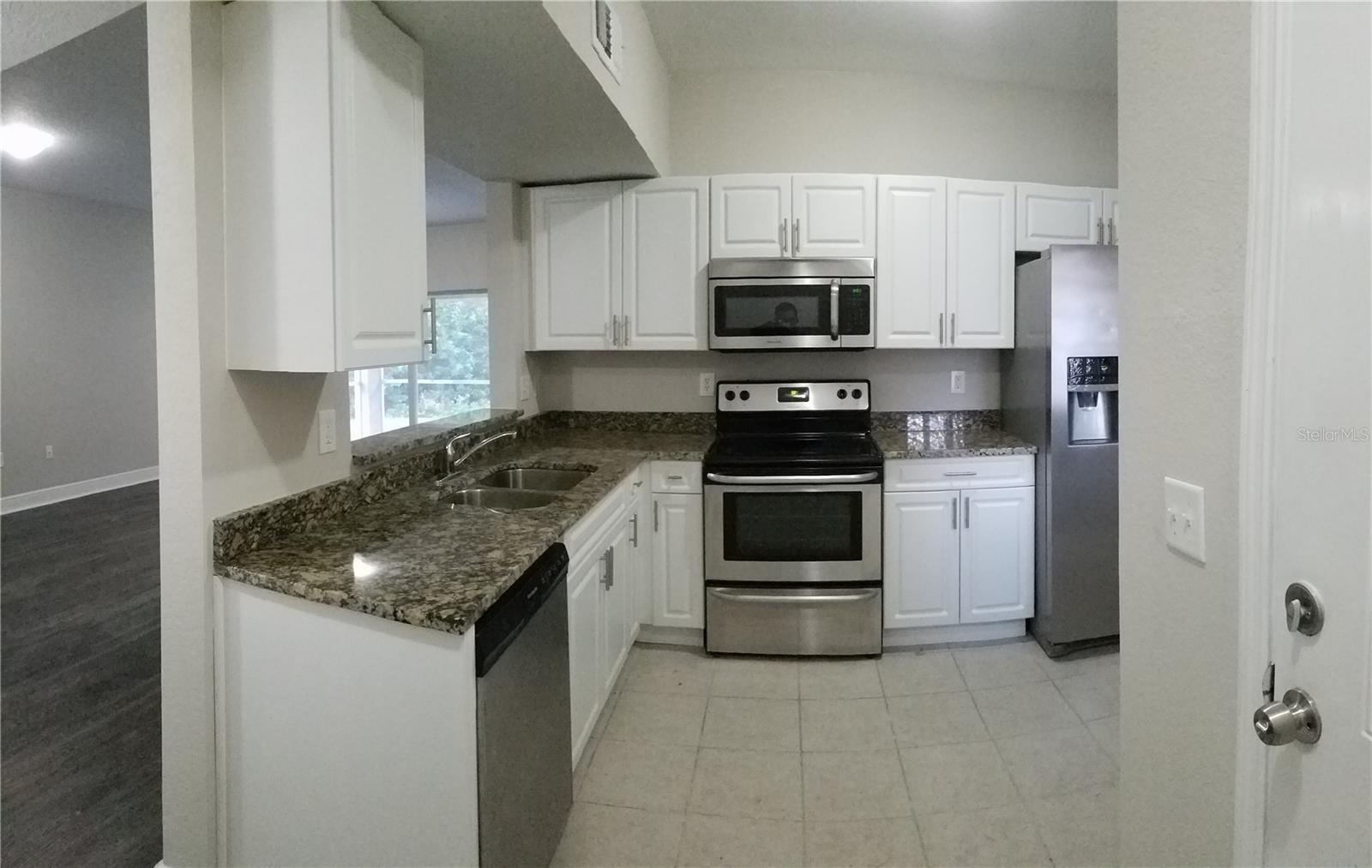 VILLAGES OF BLOOMINGDALE CONDO - Residential