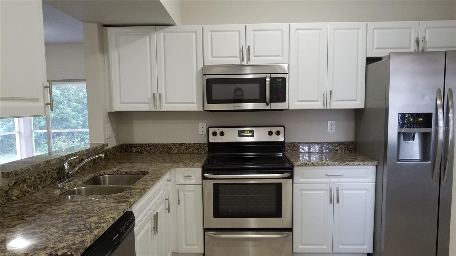 VILLAGES OF BLOOMINGDALE CONDO - Residential