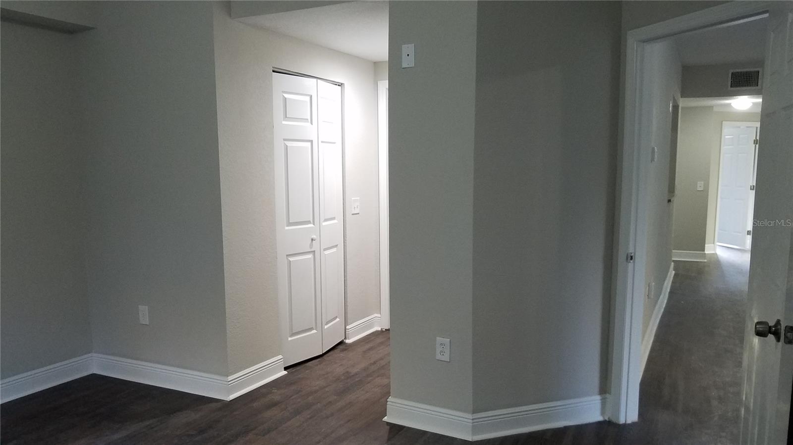 VILLAGES OF BLOOMINGDALE CONDO - Residential