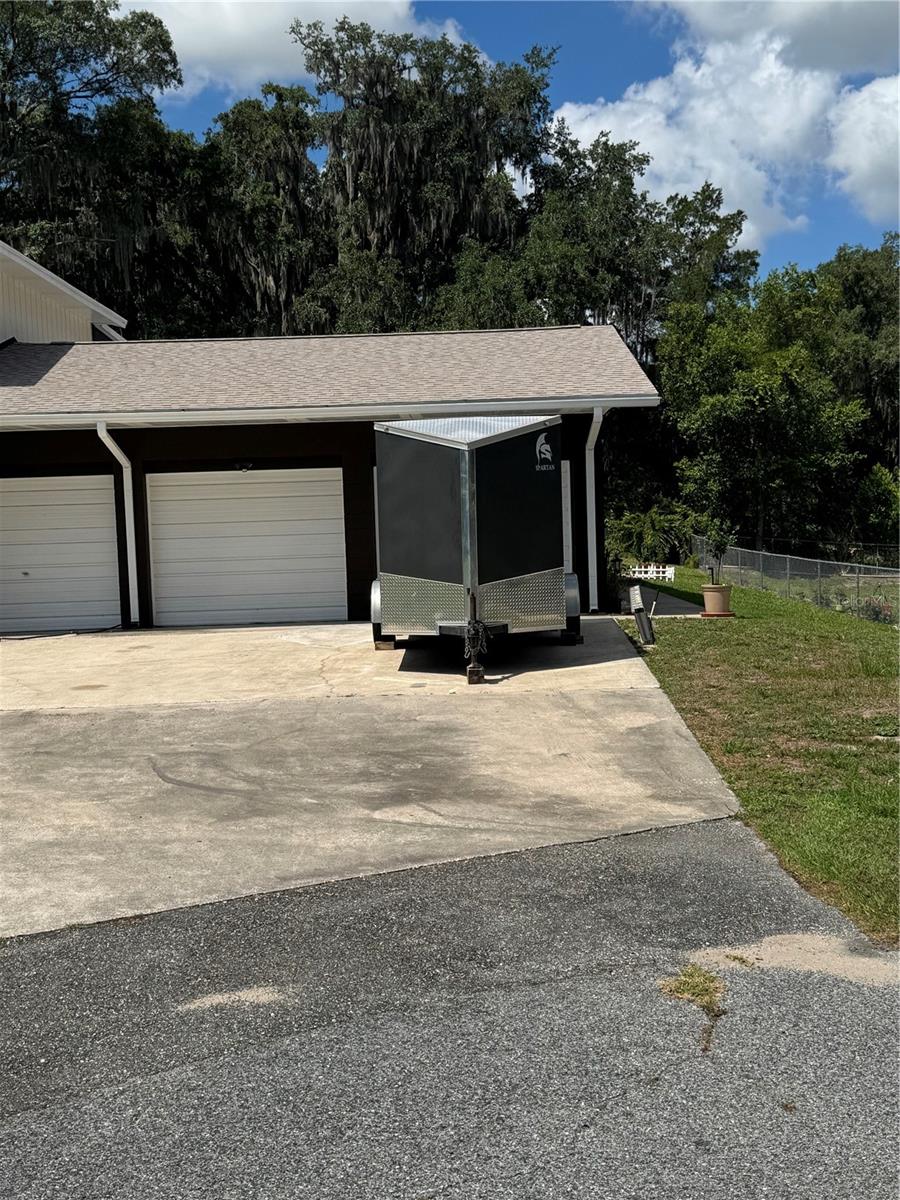 SILVER SPRINGS SHORES - Residential