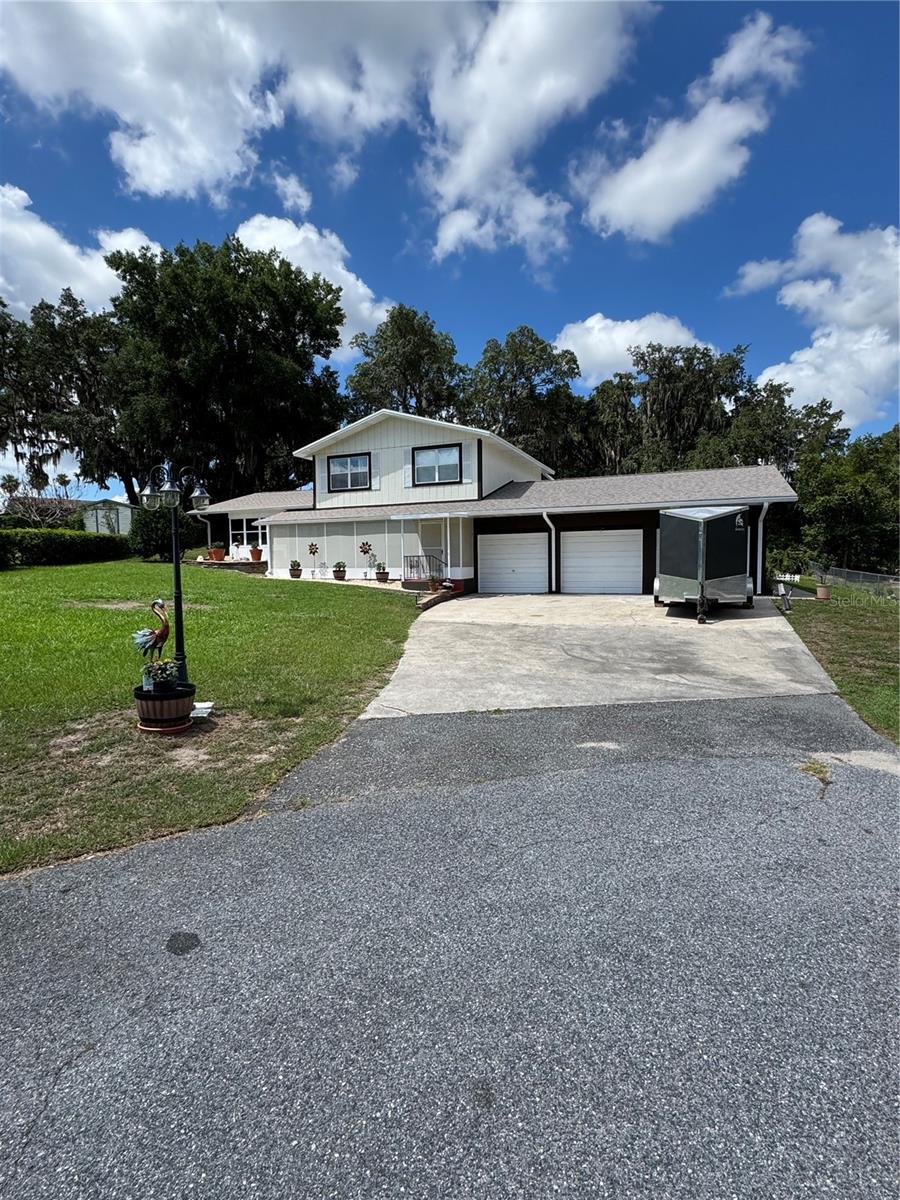 SILVER SPRINGS SHORES - Residential