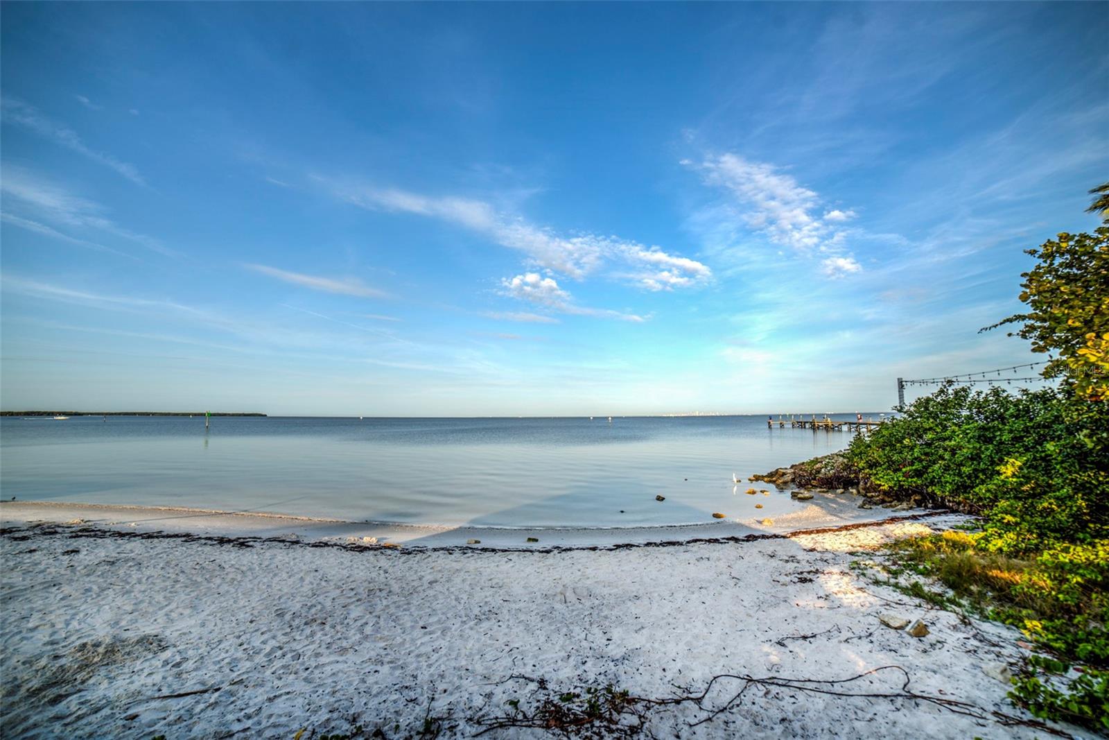 BAHIA BEACH TWNHMS PH 02 - Residential