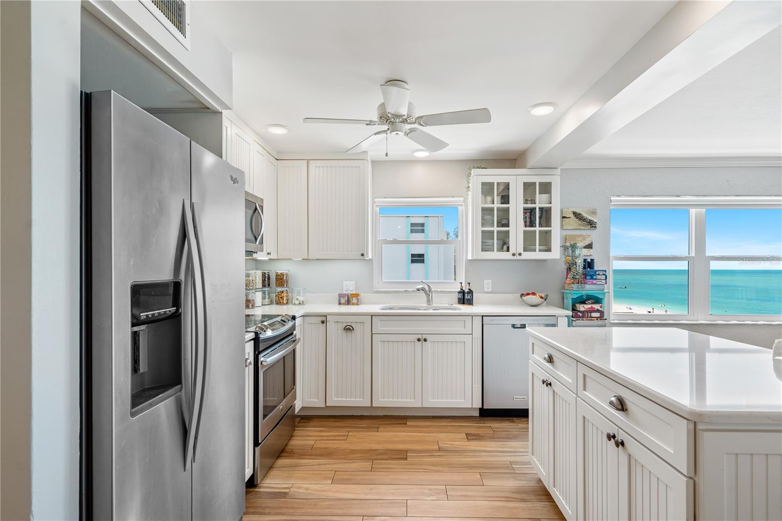 POINTE TOWERS CONDO APT - Residential
