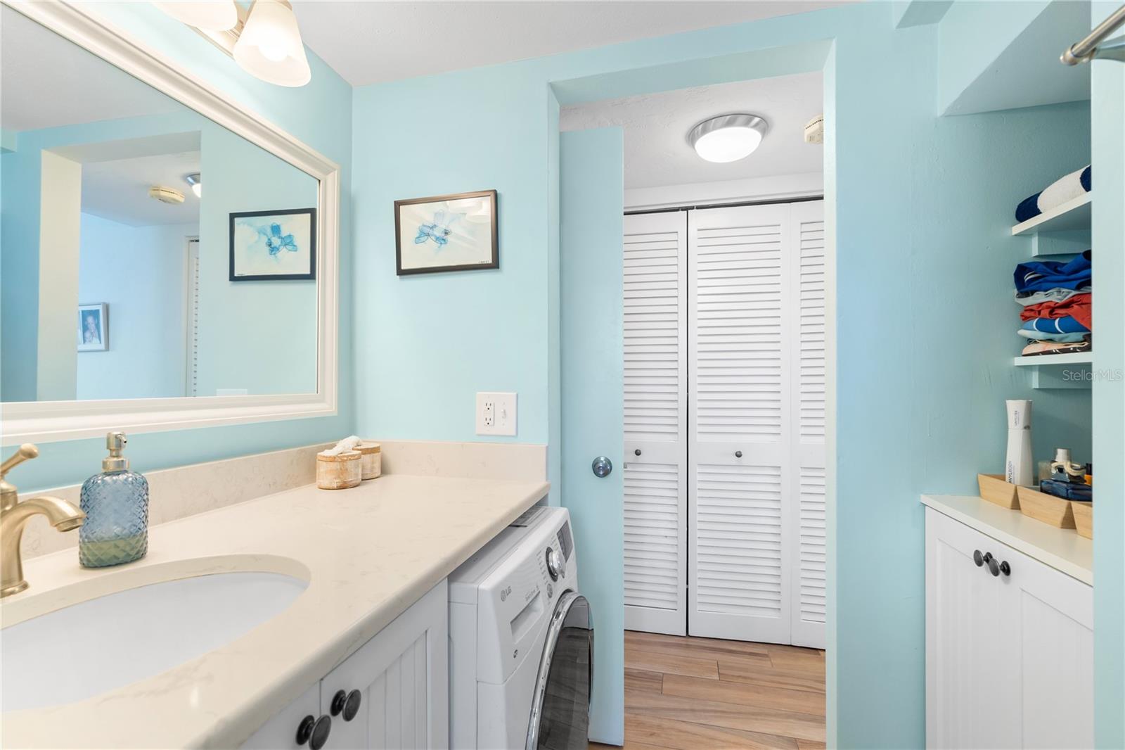 POINTE TOWERS CONDO APT - Residential