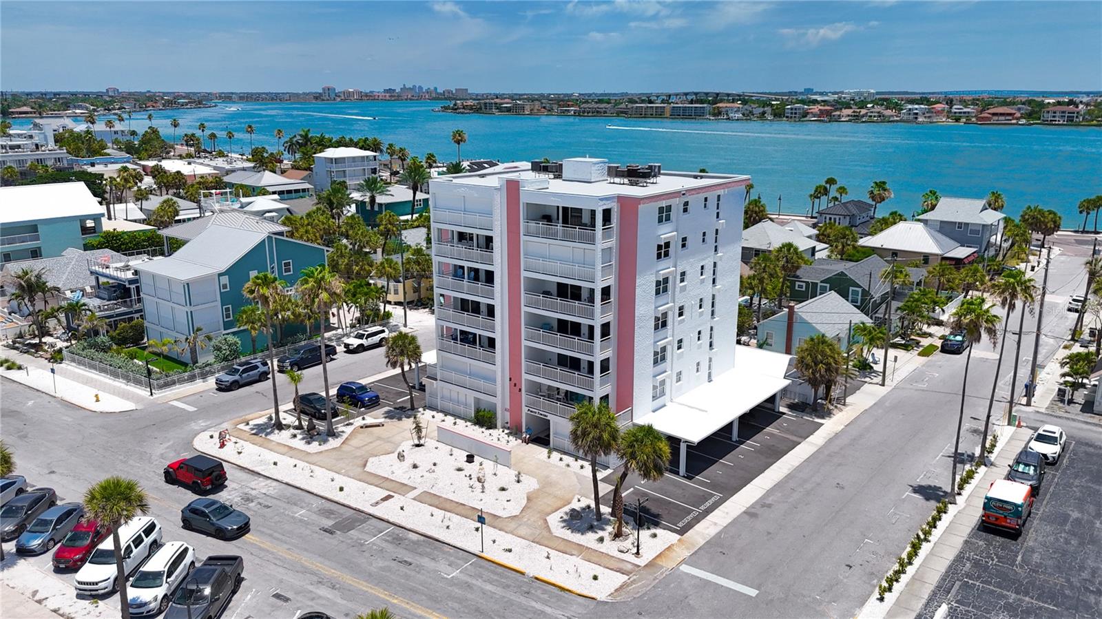 POINTE TOWERS CONDO APT - Residential