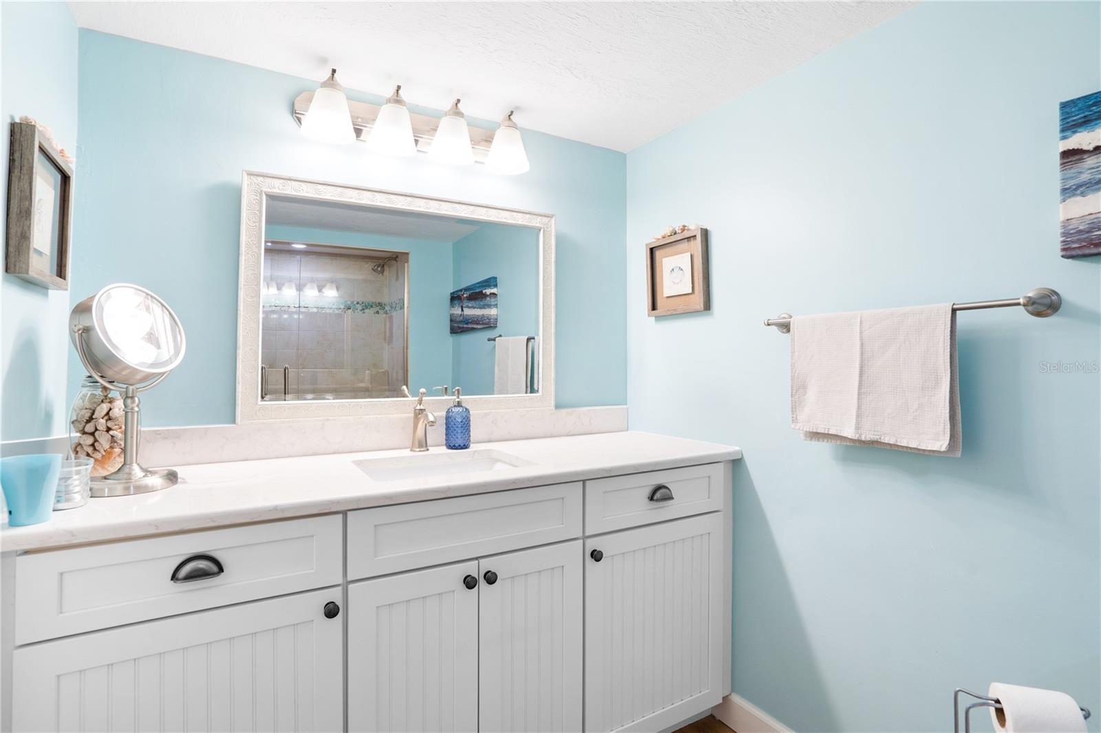 POINTE TOWERS CONDO APT - Residential