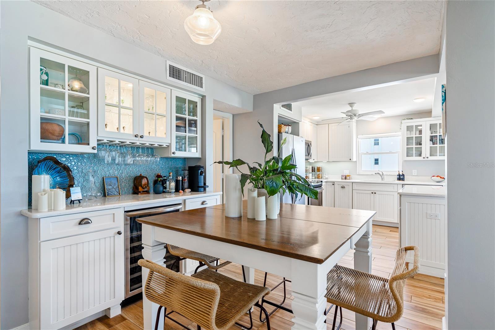POINTE TOWERS CONDO APT - Residential