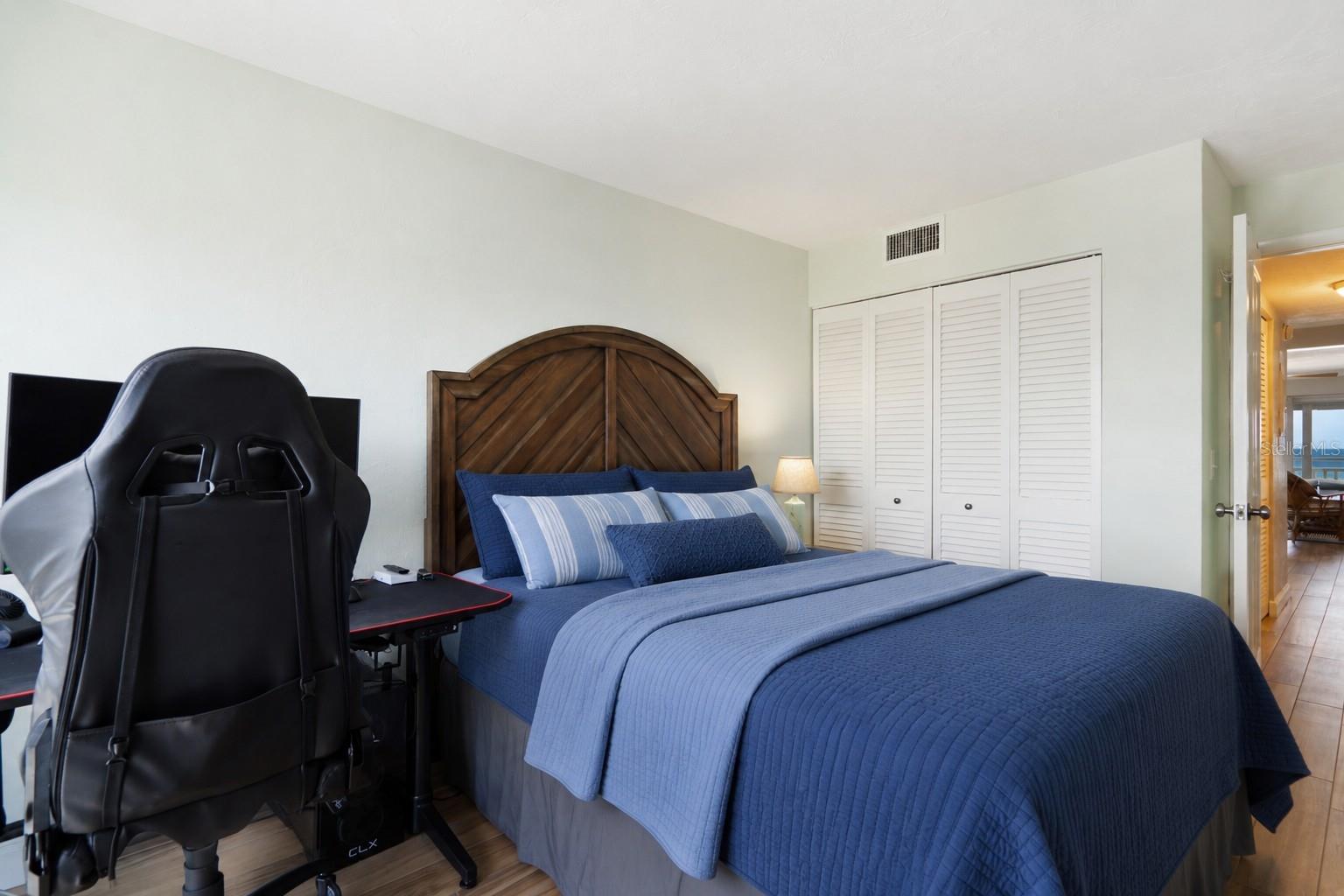 POINTE TOWERS CONDO APT - Residential