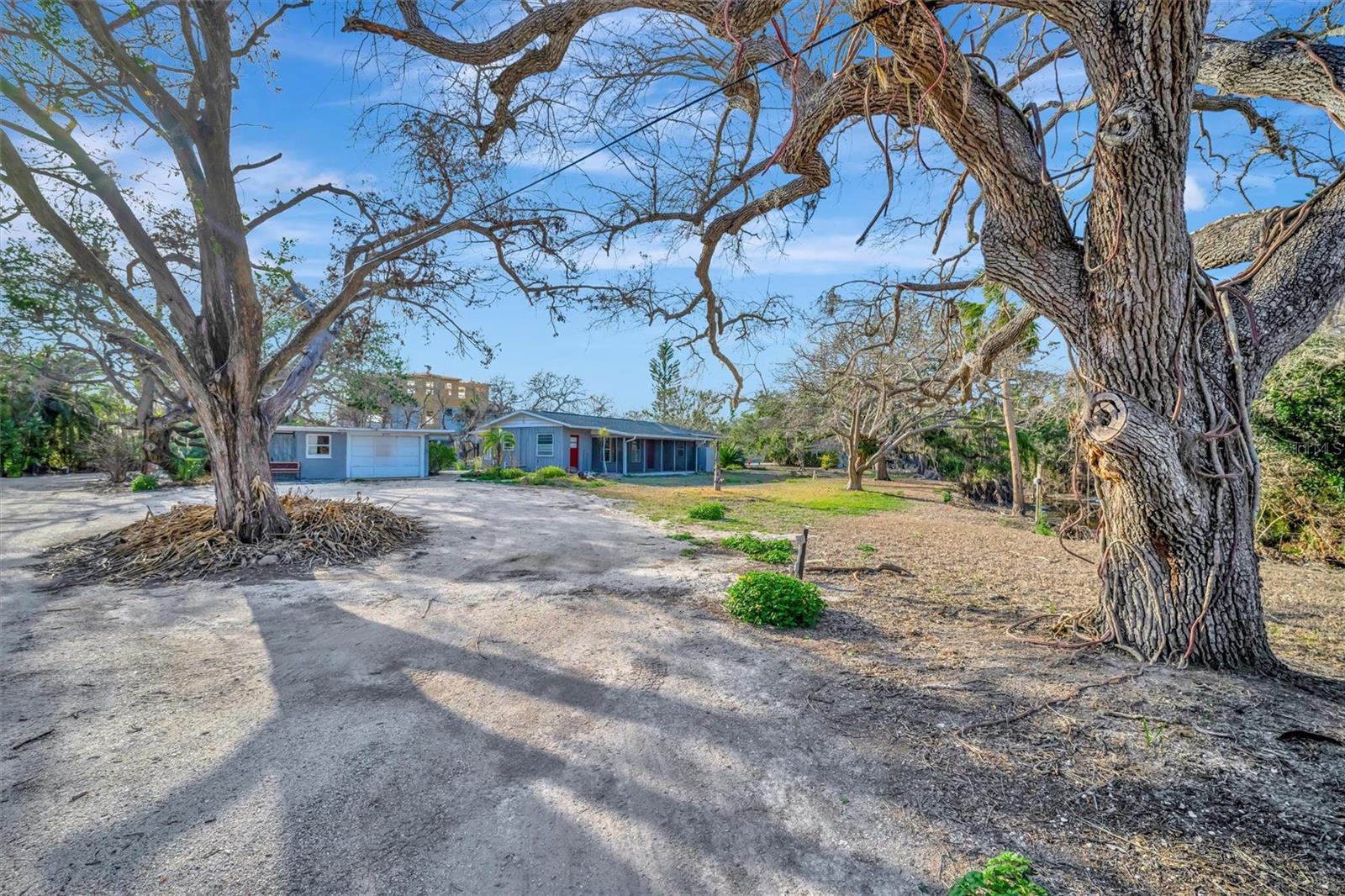 HERON LAGOON LODGES - Residential