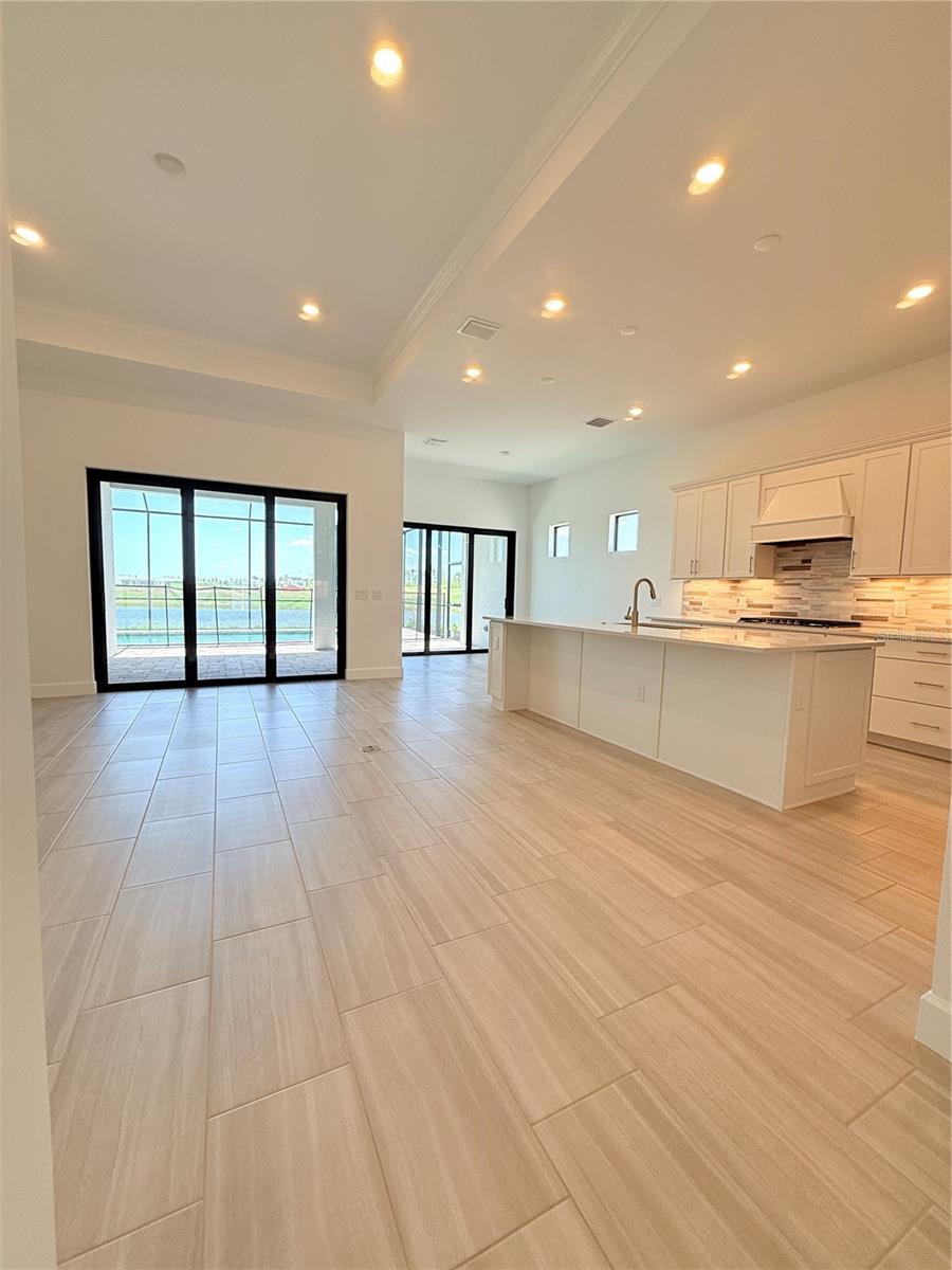 4632; DEL WEBB CATALINA AT LAKEWOOD RANCH - Residential
