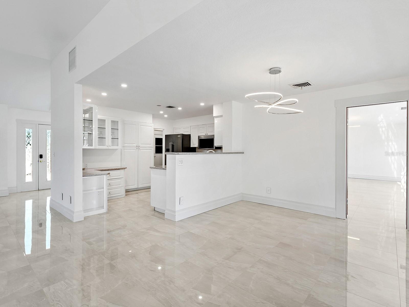 BAYSHORE ESTATES - Residential
