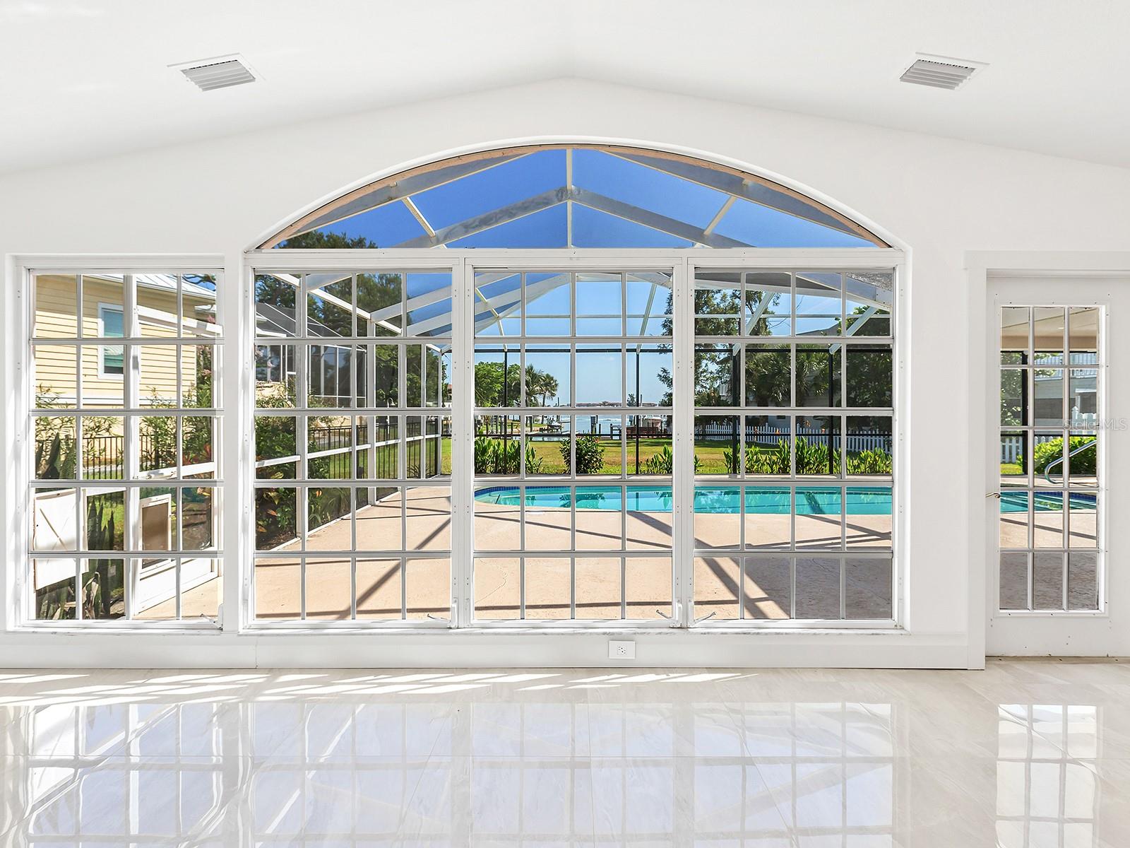 BAYSHORE ESTATES - Residential