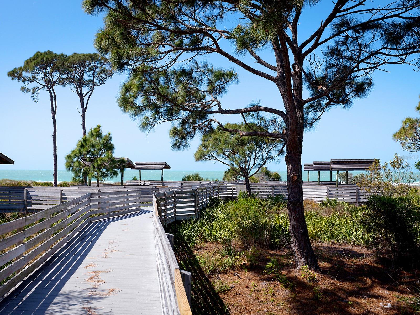 BAYSHORE ESTATES - Residential
