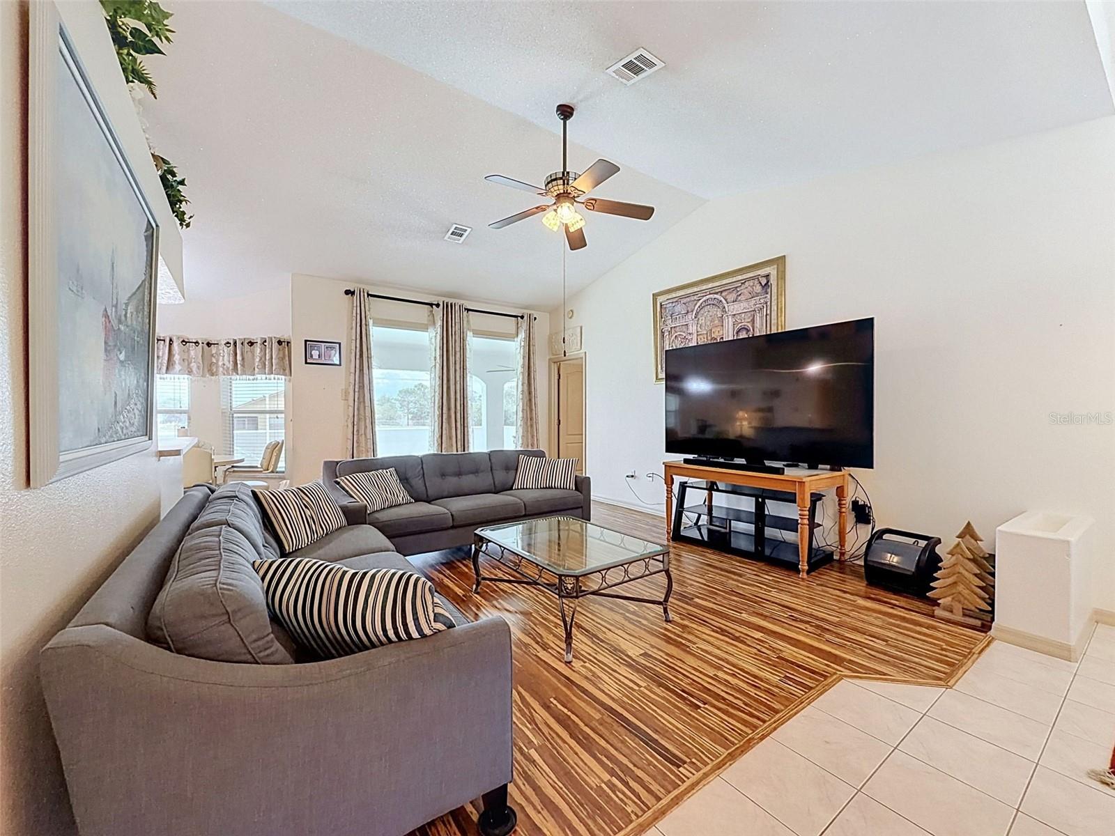 SPRING HILL - Residential