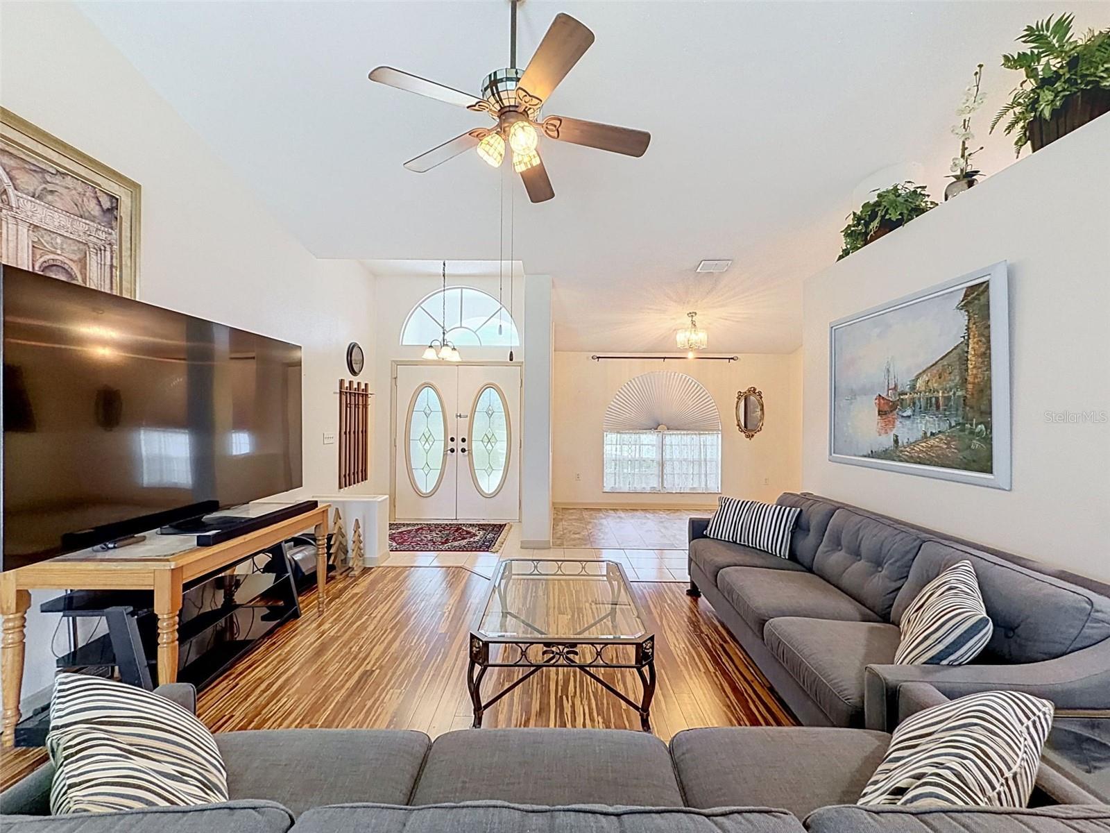 SPRING HILL - Residential